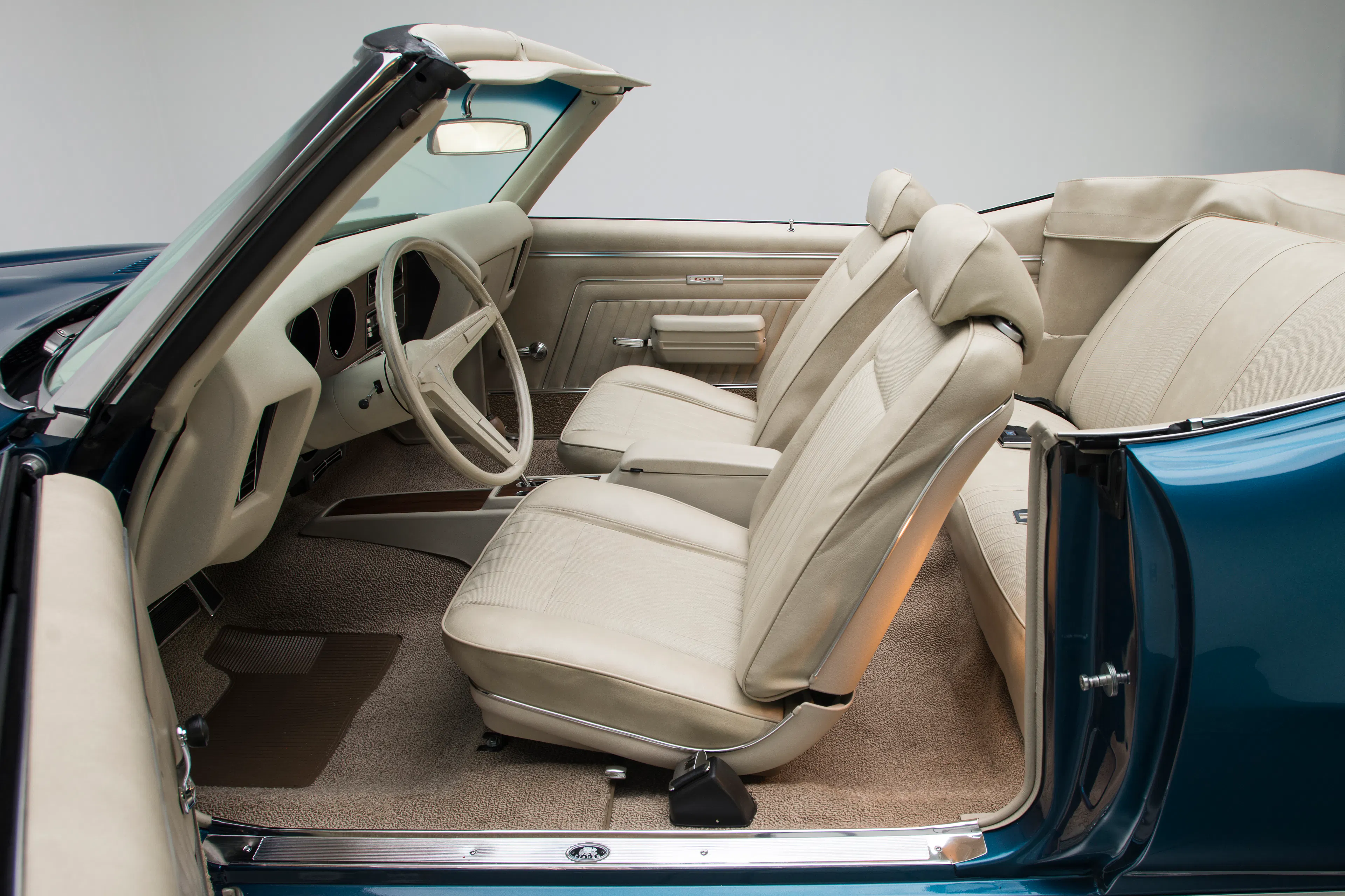 1970 Pontiac GTO 2dr Convertible Courtesy of RK Motors