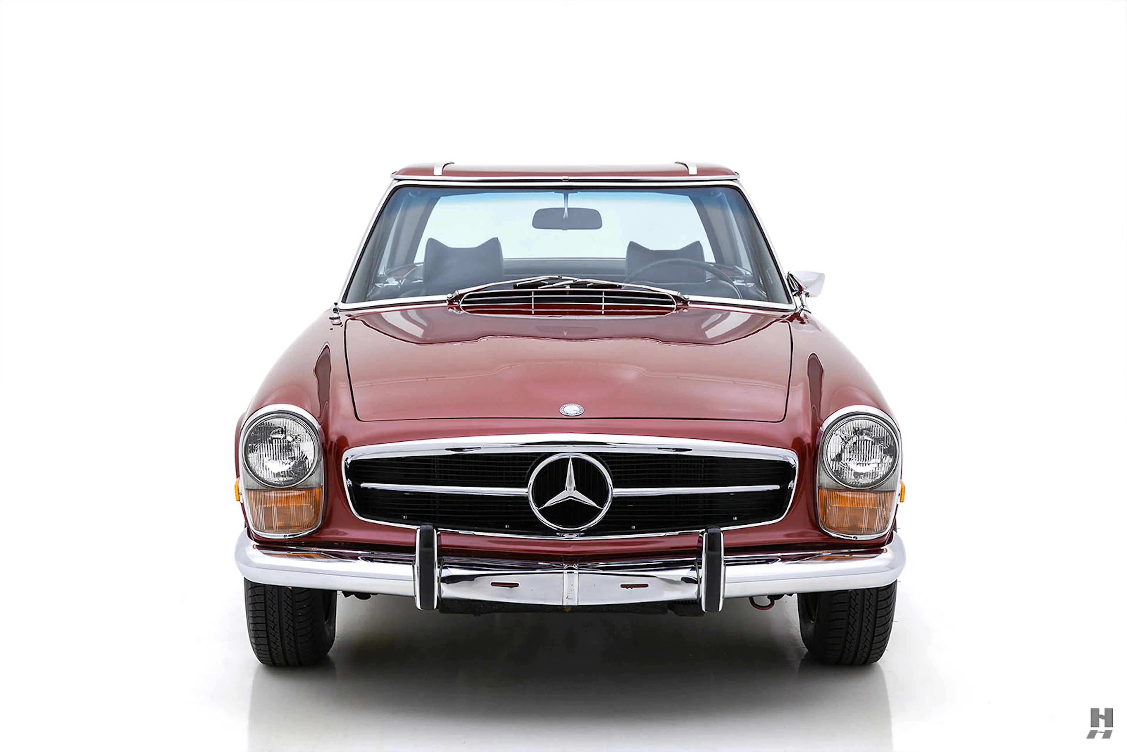 1971 Mercedes-Benz 280SL 2dr Convertible Courtesy of Hyman Ltd.