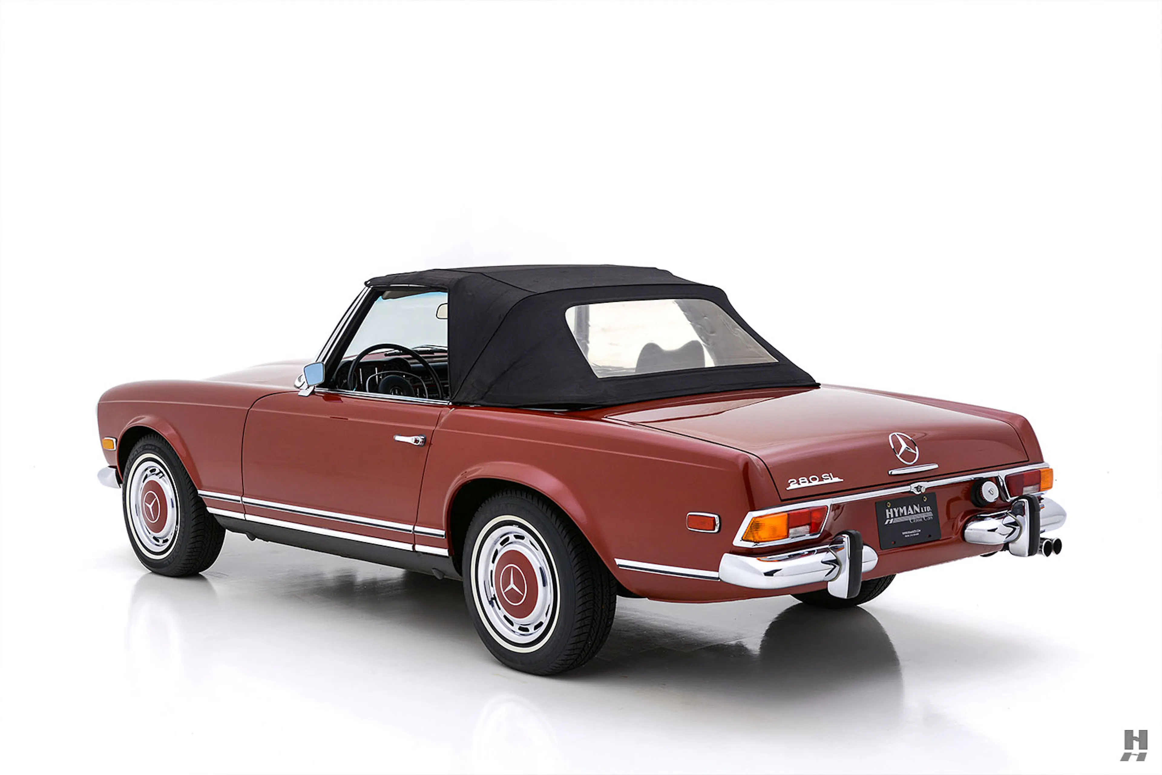 1971 Mercedes-Benz 280SL 2dr Convertible Courtesy of Hyman Ltd.