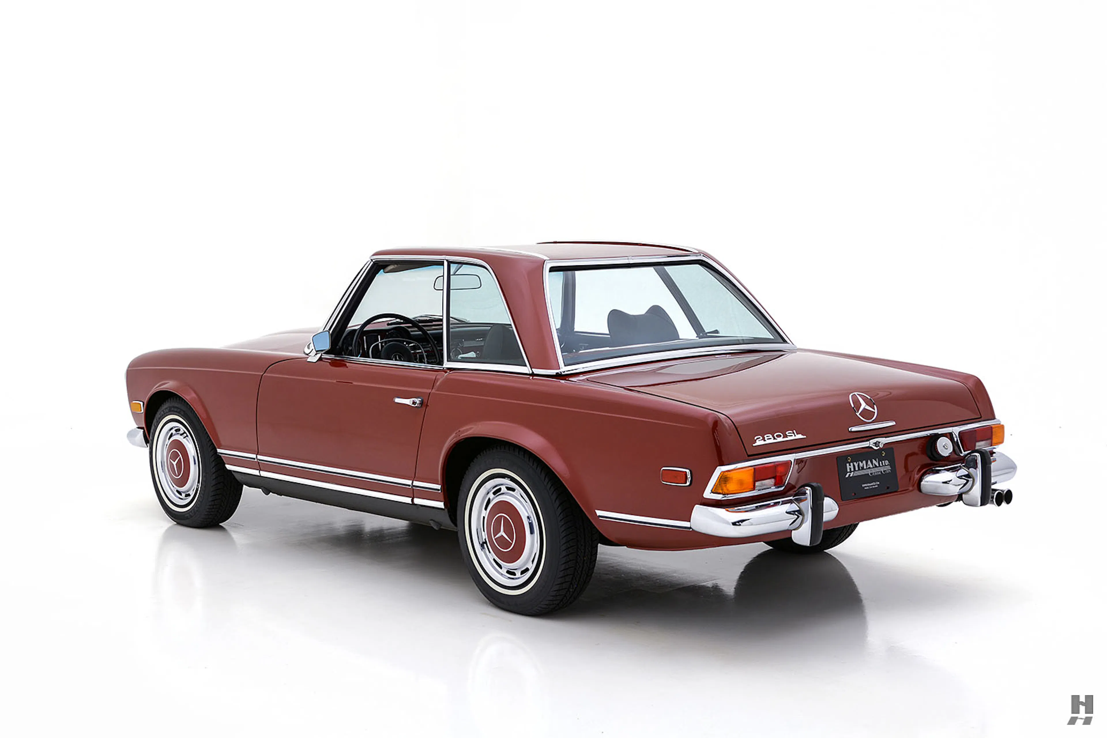 1971 Mercedes-Benz 280SL 2dr Convertible Courtesy of Hyman Ltd.
