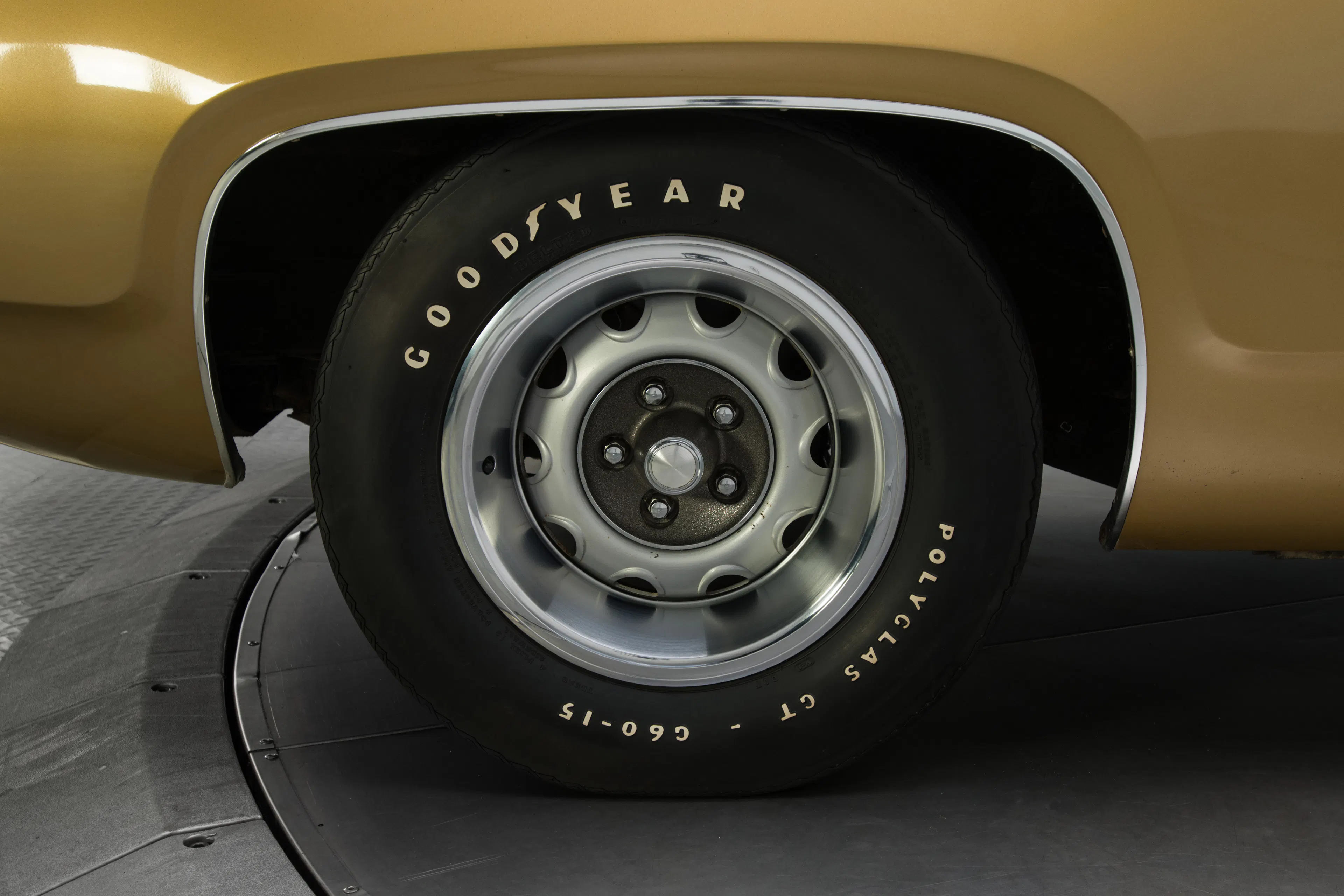 1971 Plymouth Road Runner 2dr Hardtop Coupe Courtesy of RK Motors