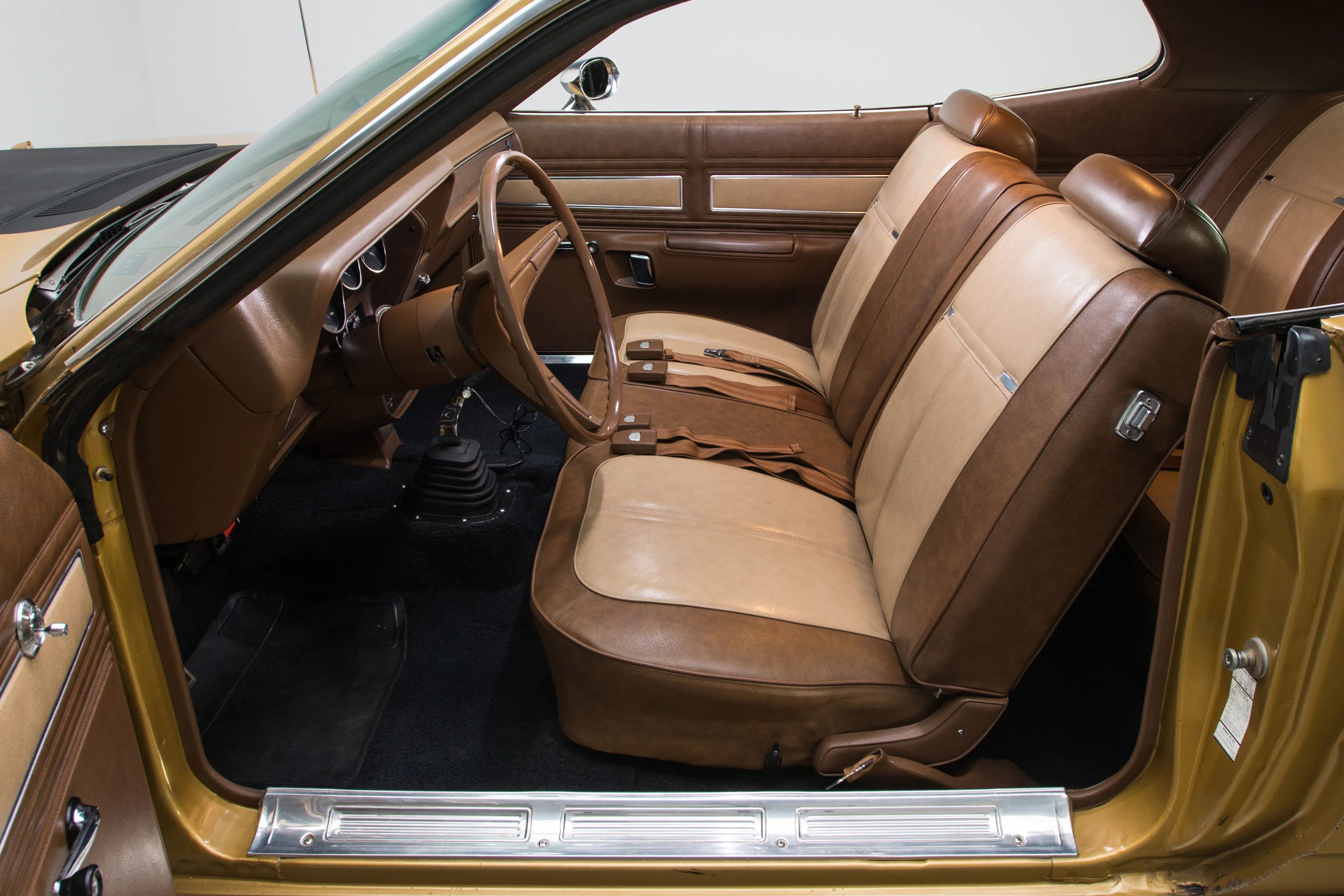 1971 Plymouth Road Runner 2dr Hardtop Coupe Courtesy of RK Motors