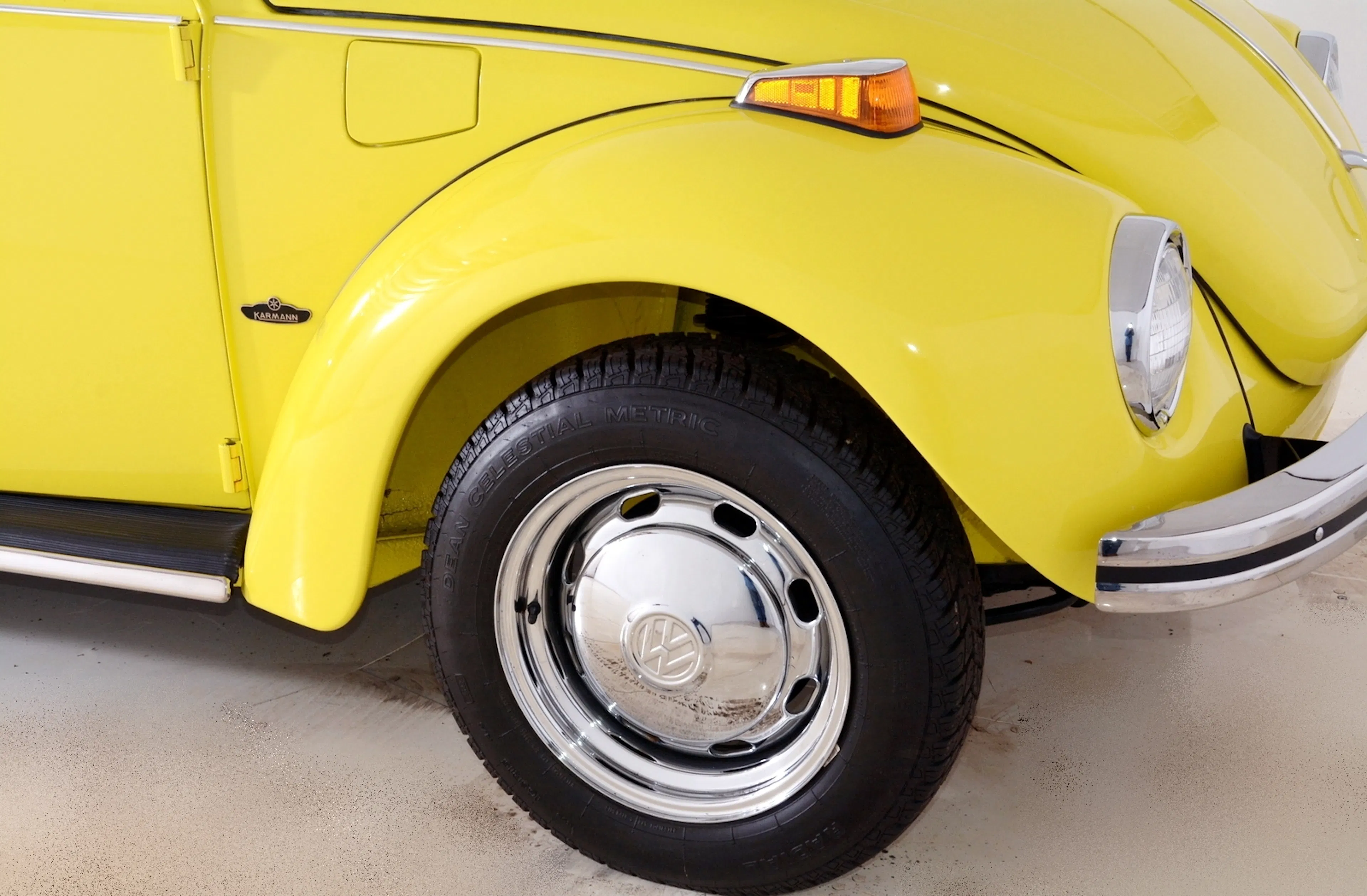 1971 Volkswagen Super Beetle 2dr Convertible Courtesy of Volo