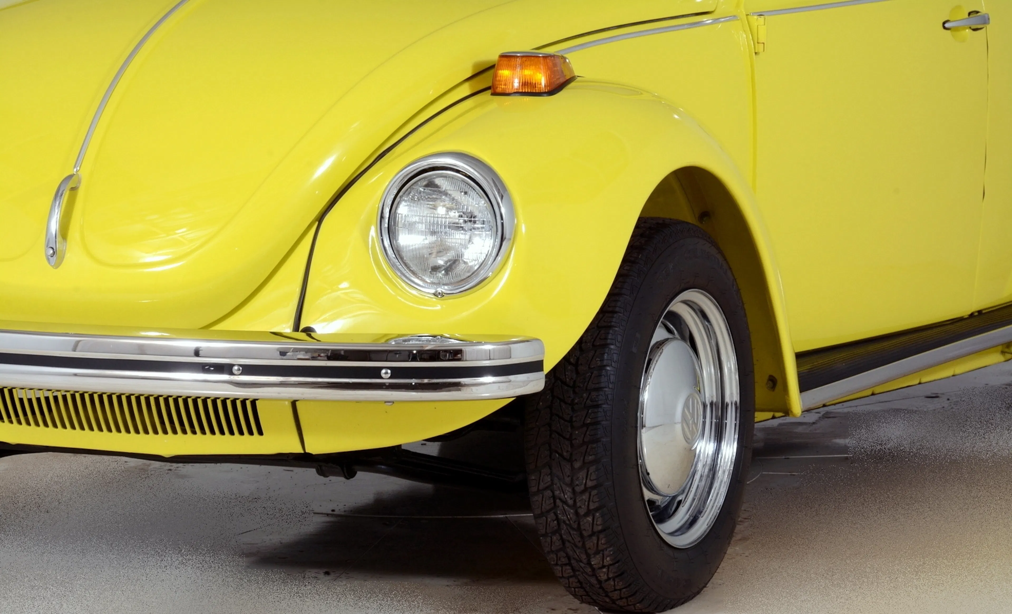 1971 Volkswagen Super Beetle 2dr Convertible Courtesy of Volo