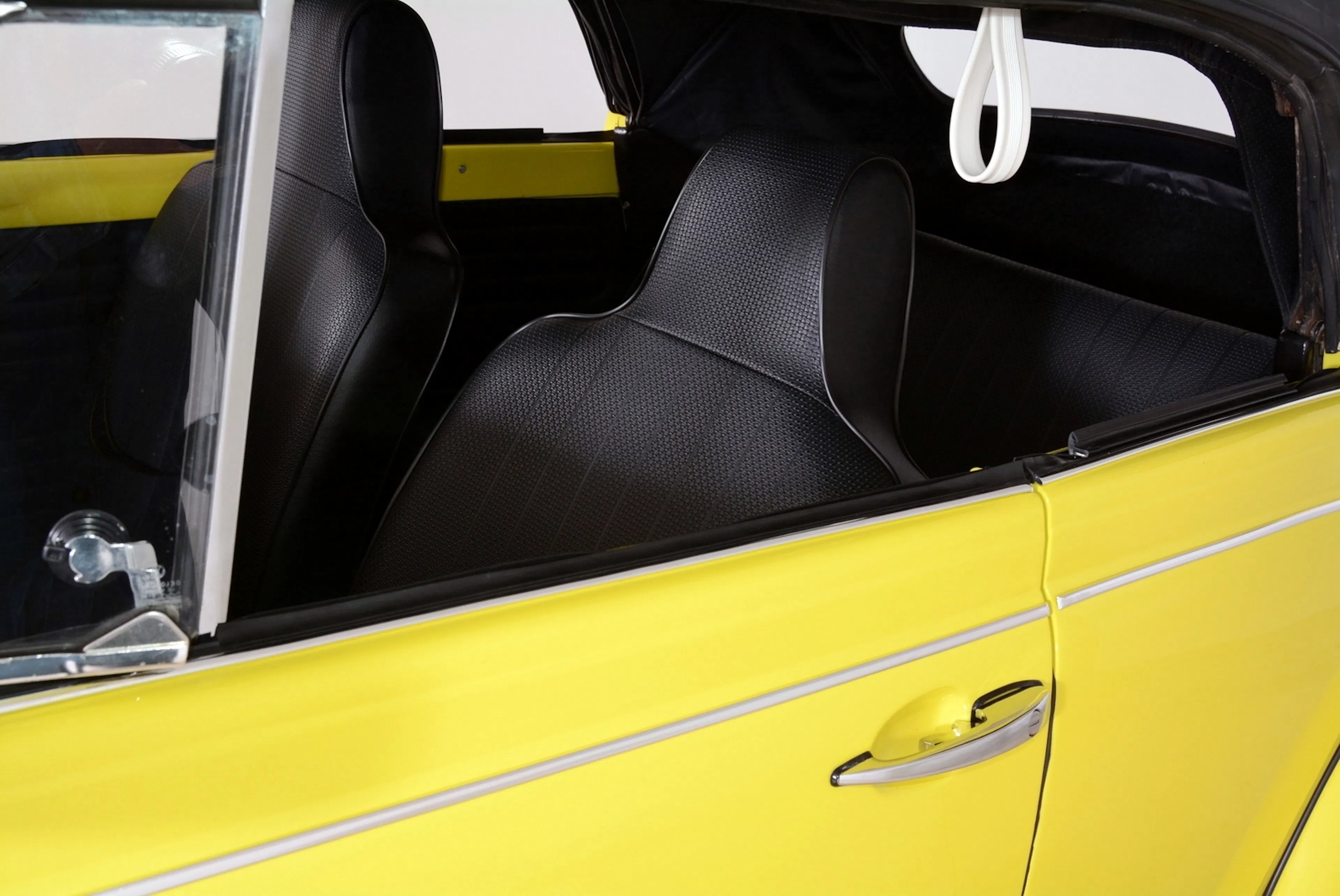 1971 Volkswagen Super Beetle 2dr Convertible Courtesy of Volo