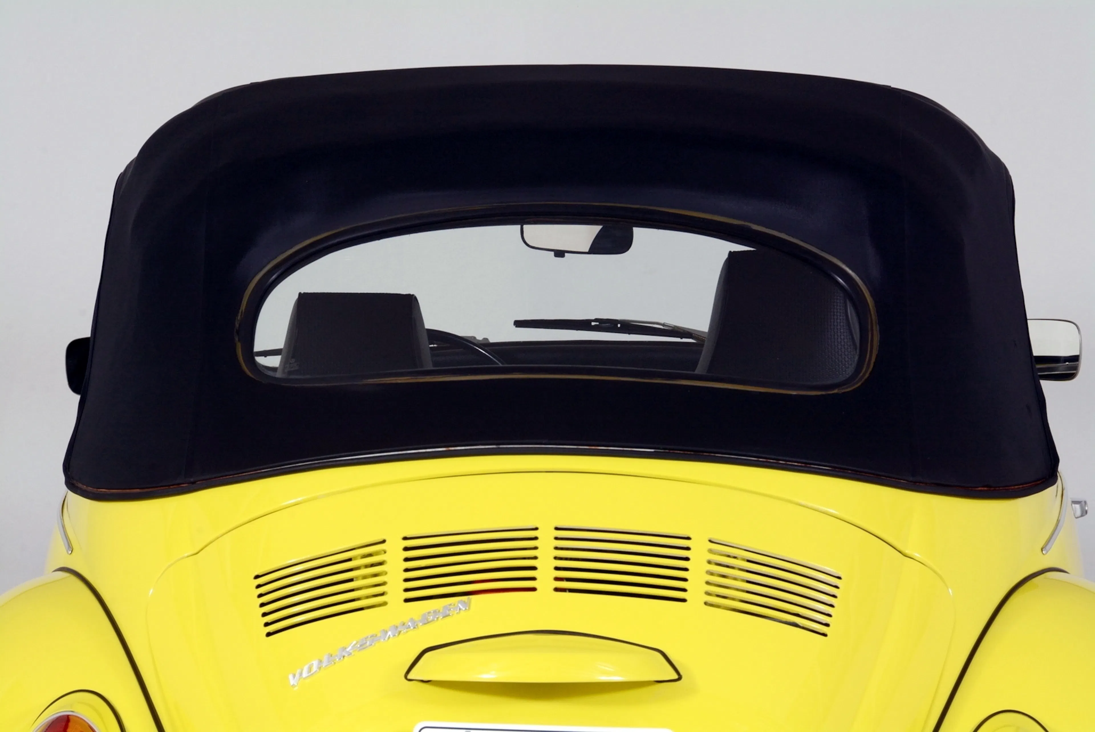 1971 Volkswagen Super Beetle 2dr Convertible Courtesy of Volo