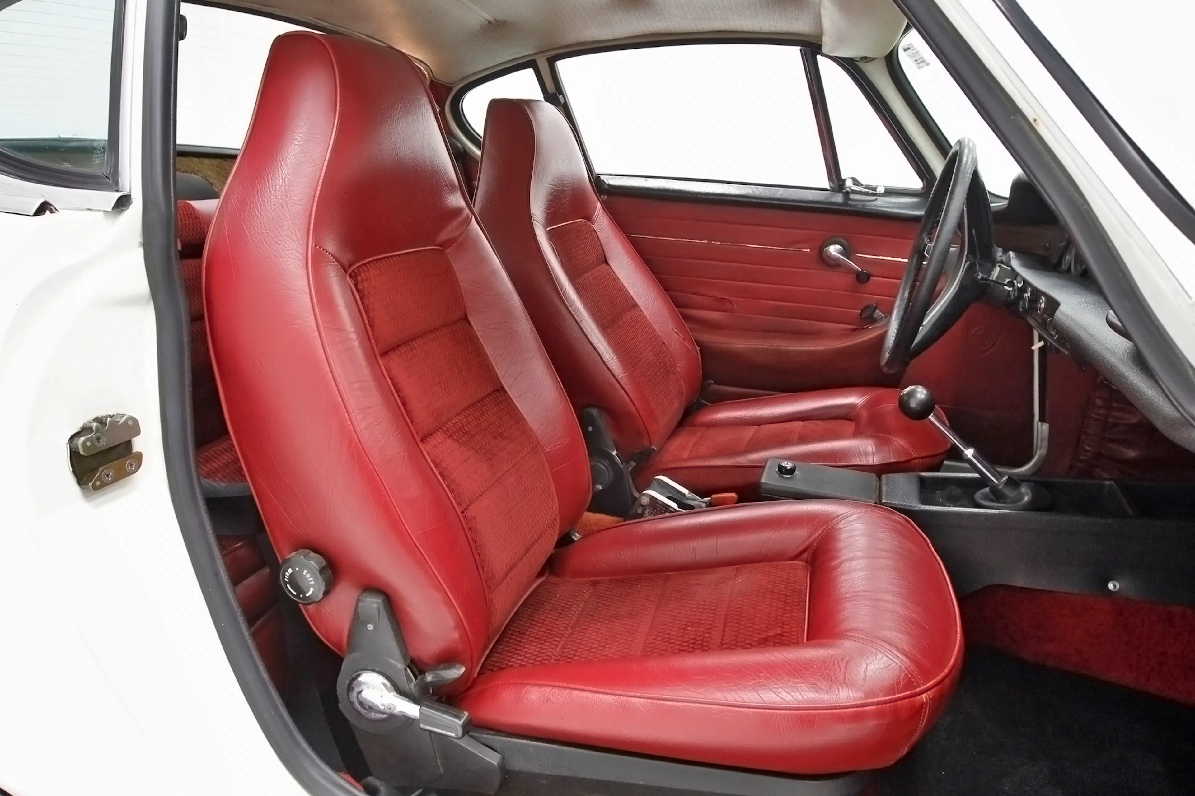 1971 Volvo 1800E 2dr Coupe Courtesy of Classic Auto Mall
