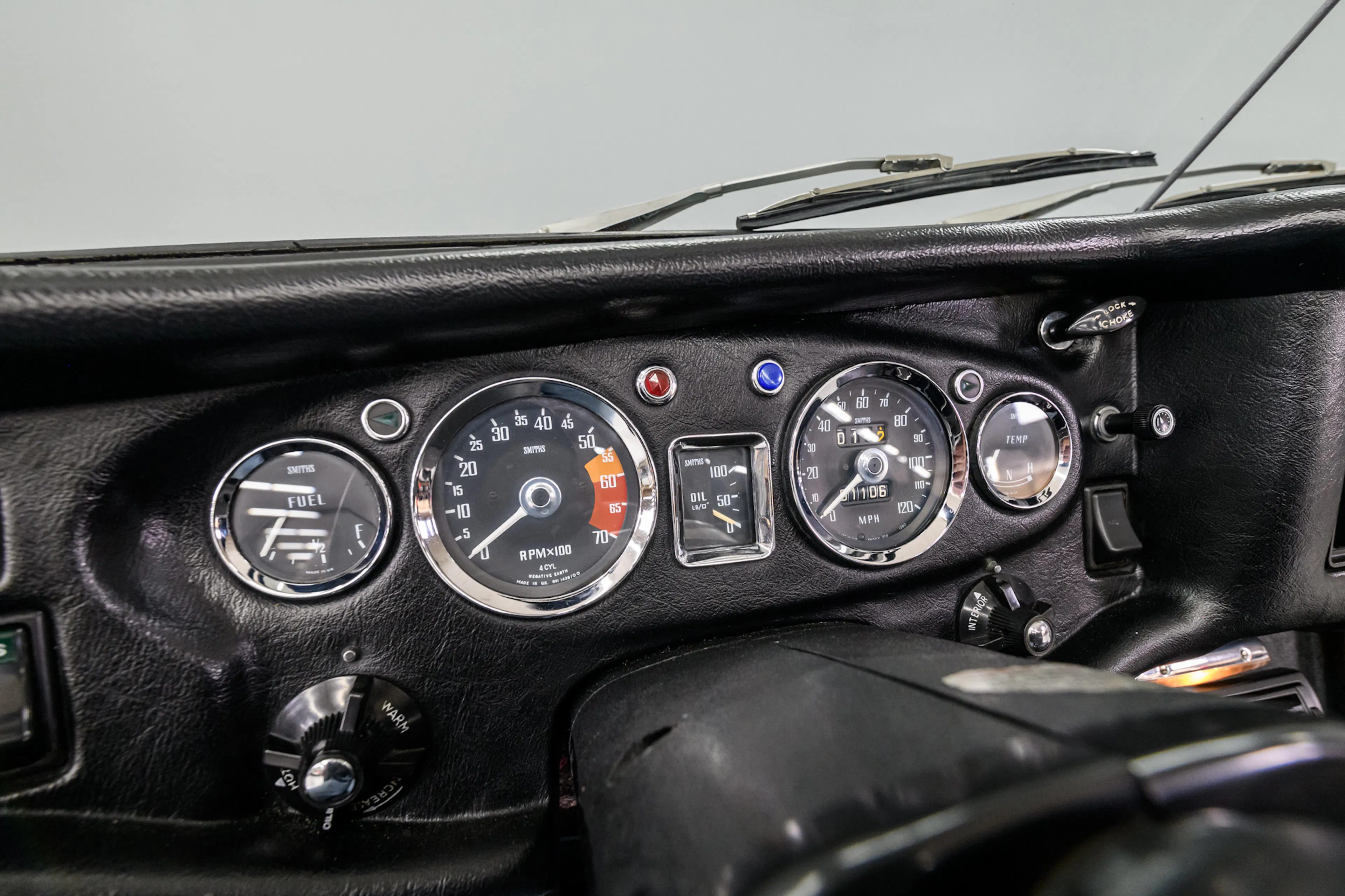 1972 MG MGB Mk III 2dr Roadster Courtesy of AutoBarn Classic Cars