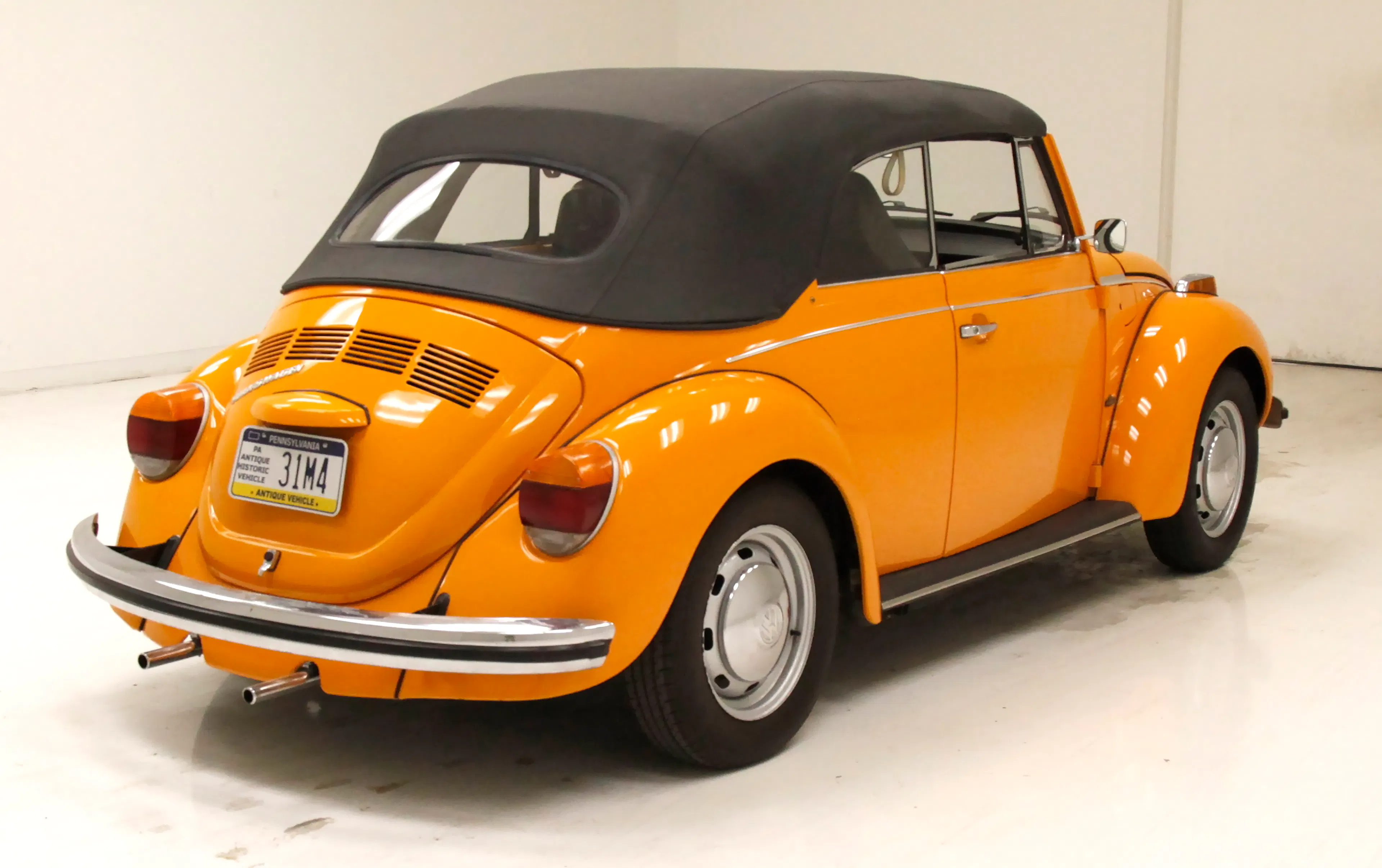 1973 Volkswagen Super Beetle 2dr Convertible Courtesy of Classic Auto Mall