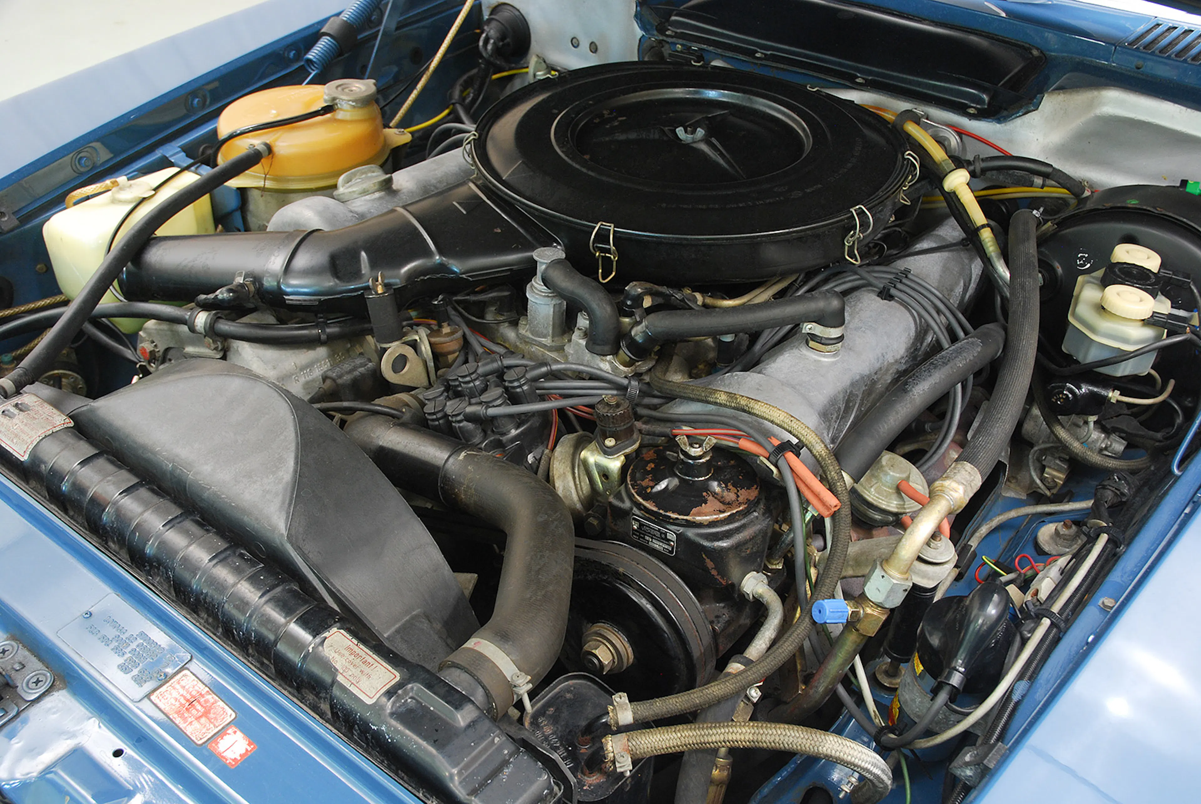 1974 Mercedes-Benz 450SL 2dr Roadster Courtesy of Hyman Ltd.