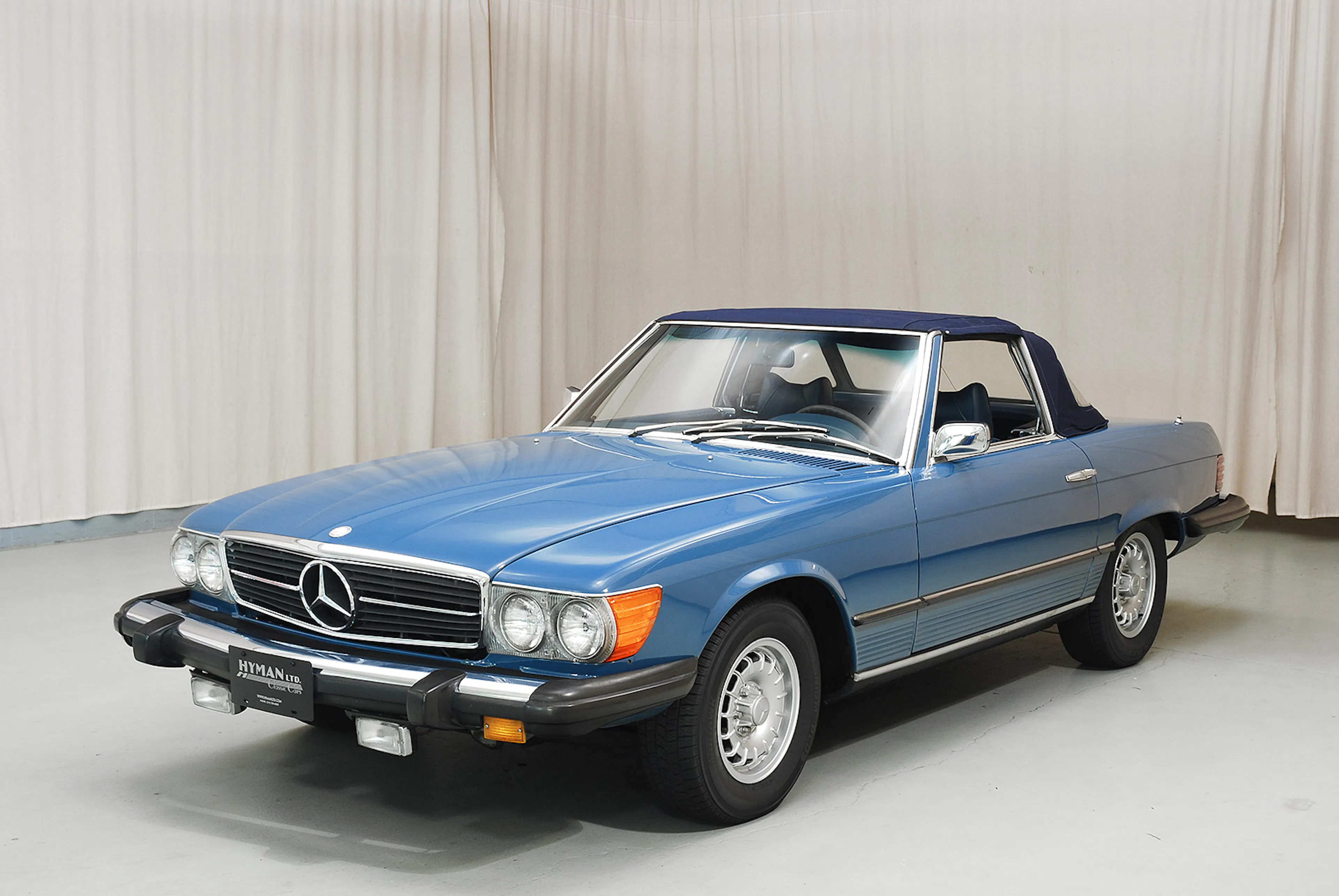 1974 Mercedes-Benz 450SL 2dr Roadster Courtesy of Hyman Ltd.