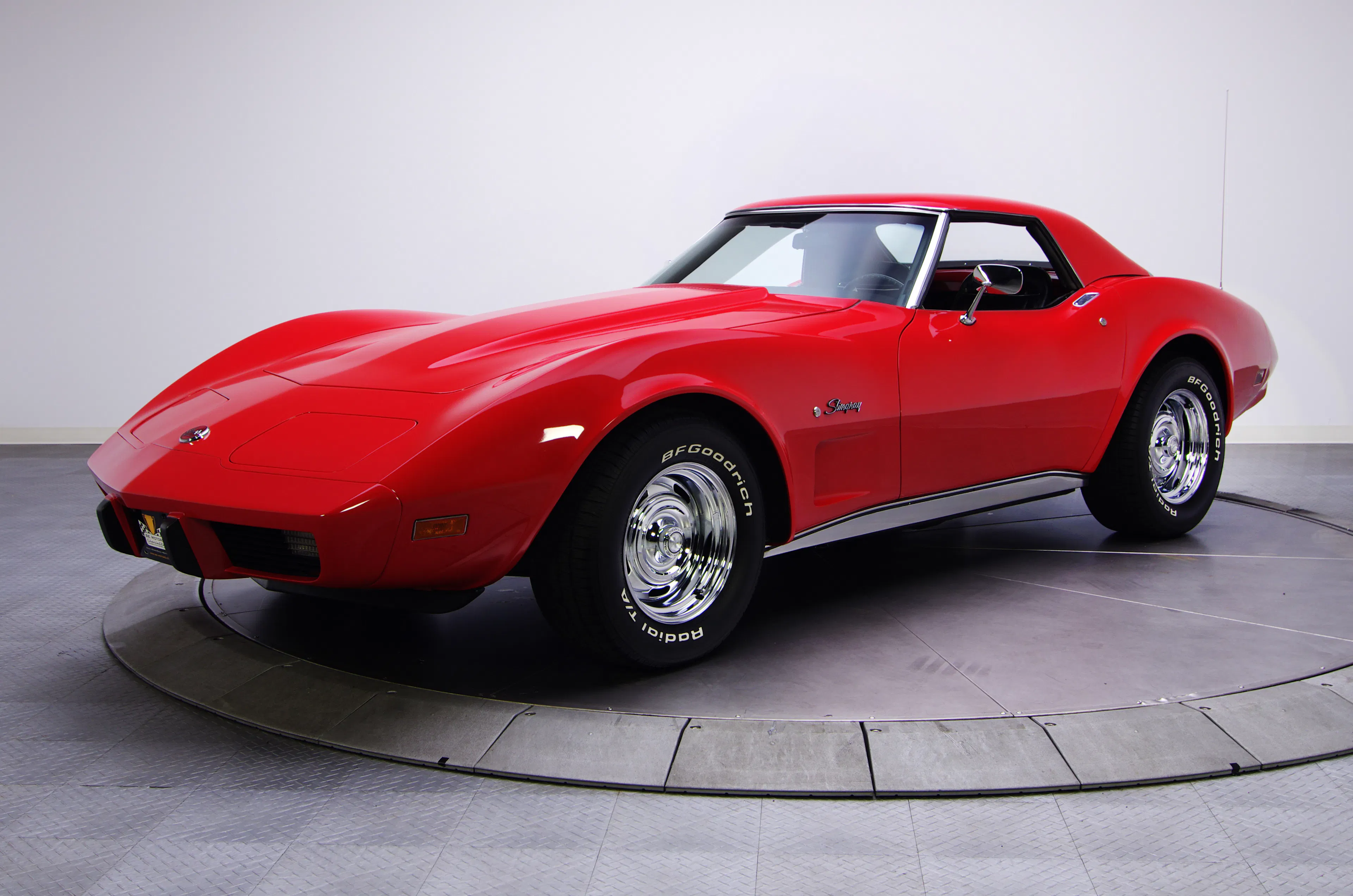 1975 Chevrolet Corvette 2dr Convertible Courtesy of RK Motors
