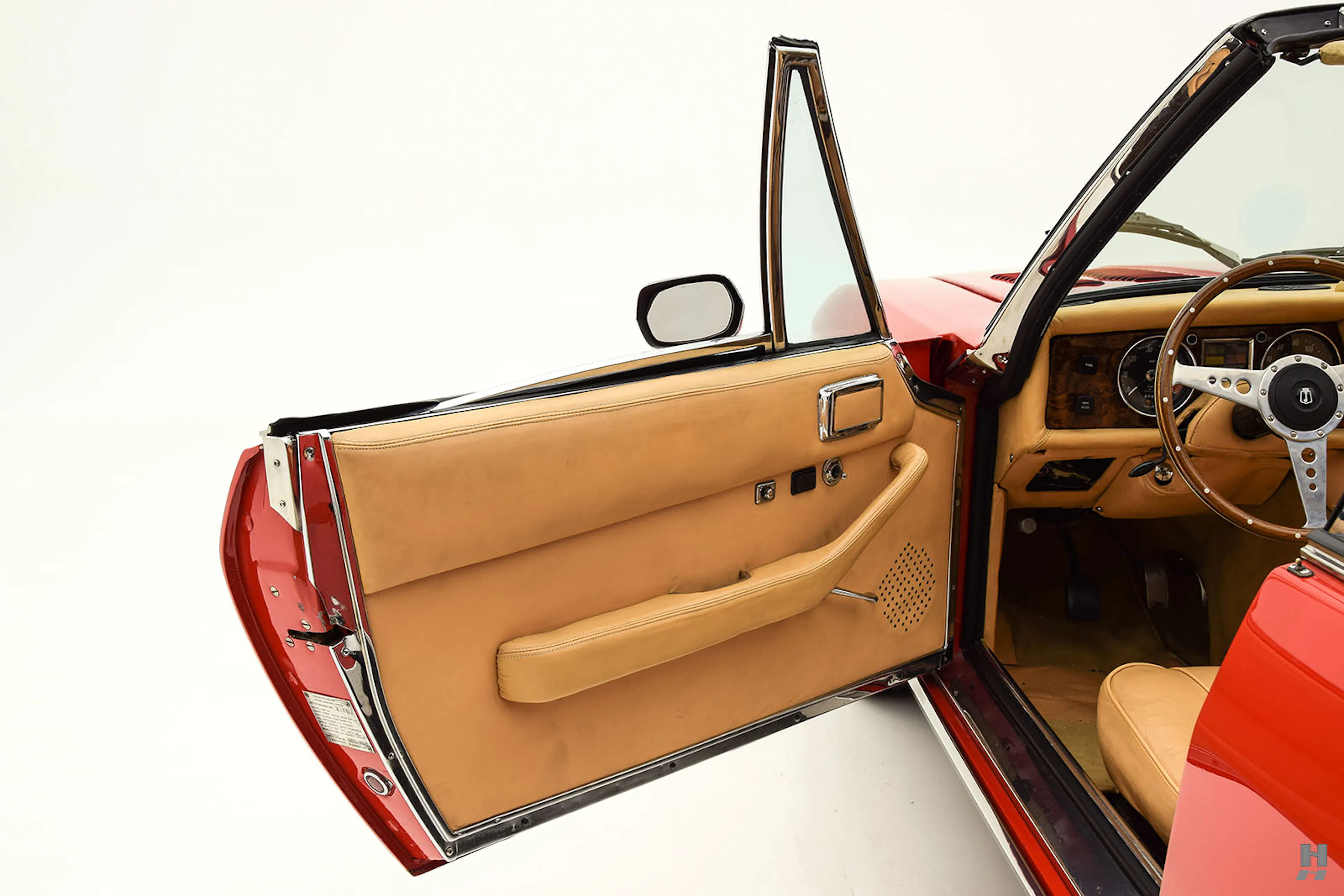 1975 Jensen Interceptor III 2dr Convertible Courtesy of Hyman Ltd.