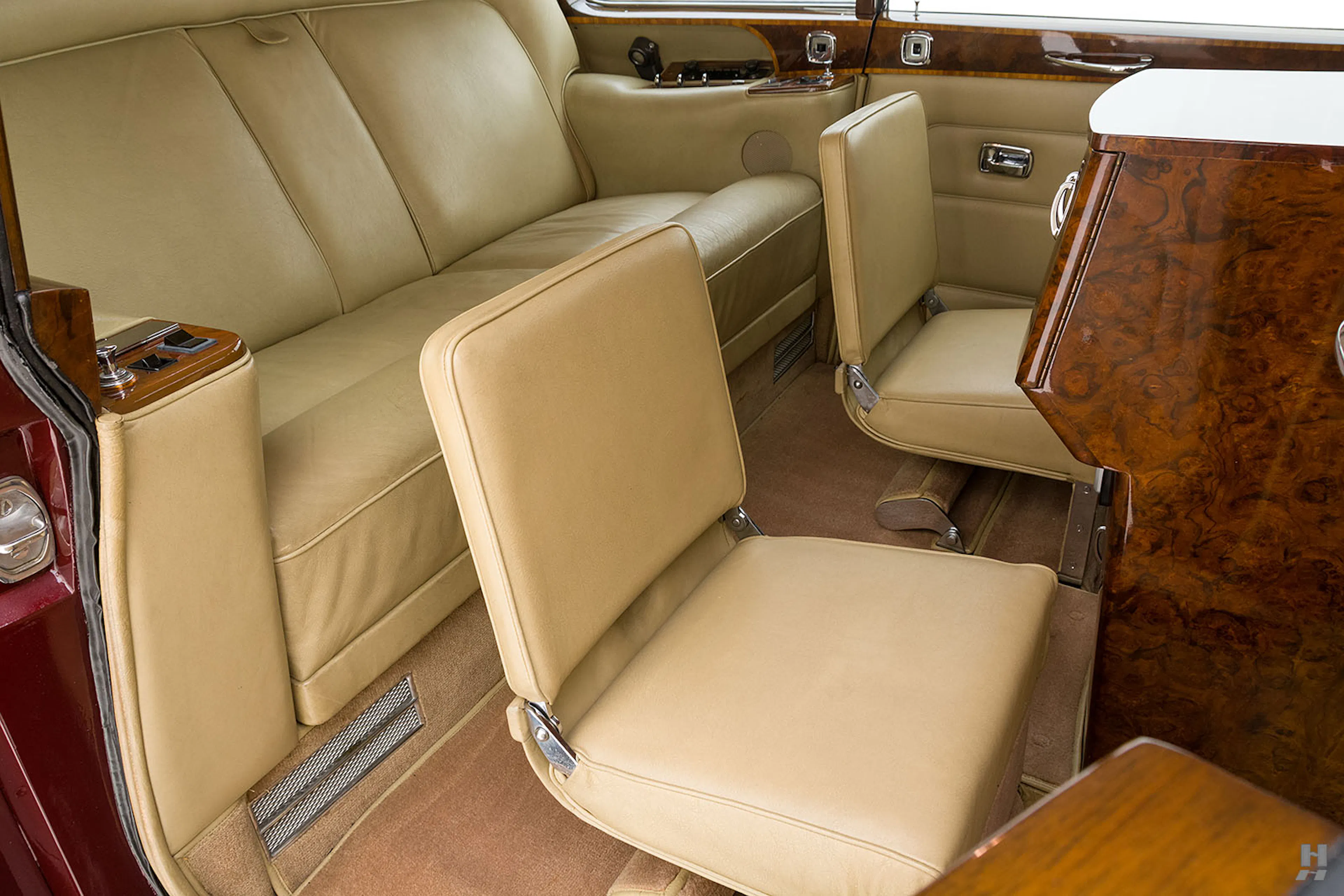 1975 Rolls-Royce Phantom VI 4dr Limousine Courtesy of Hyman Ltd.