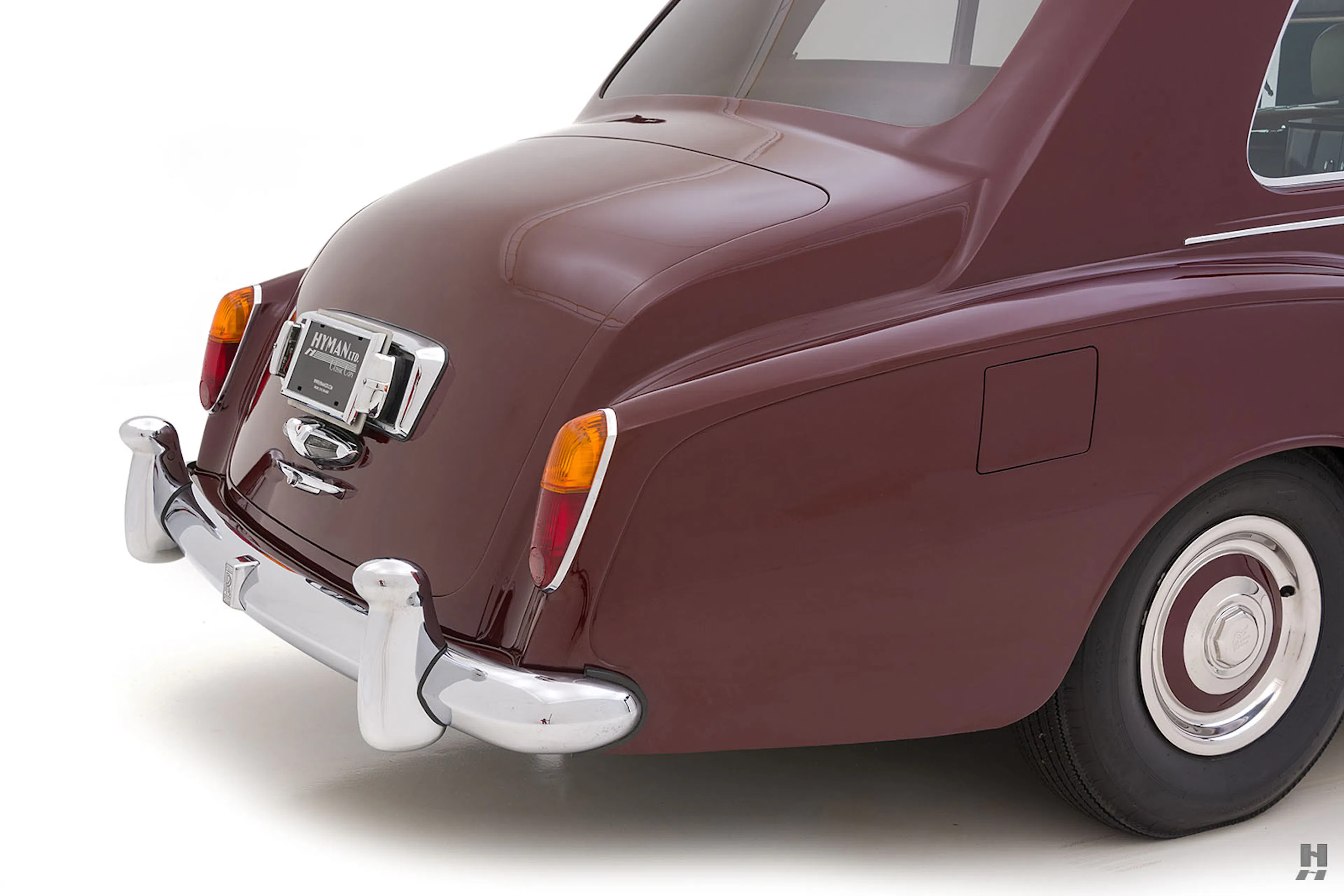 1975 Rolls-Royce Phantom VI 4dr Limousine Courtesy of Hyman Ltd.