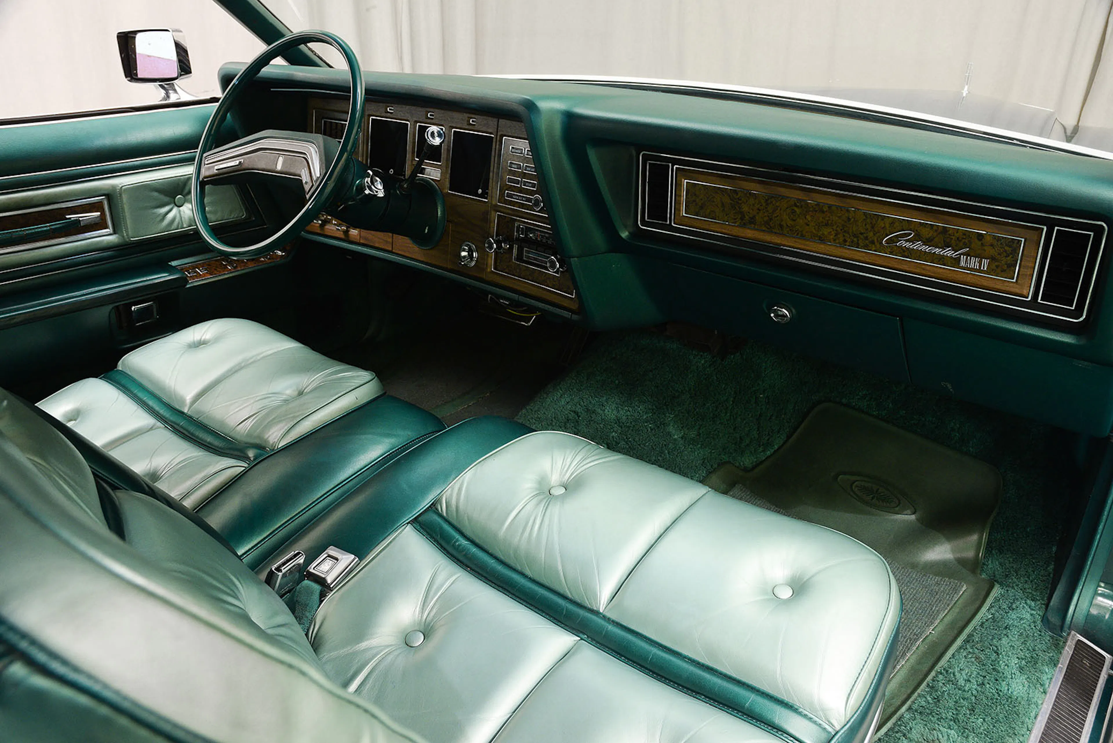 1976 Lincoln Continental Mk IV 2dr Coupe Courtesy of Hyman Ltd.