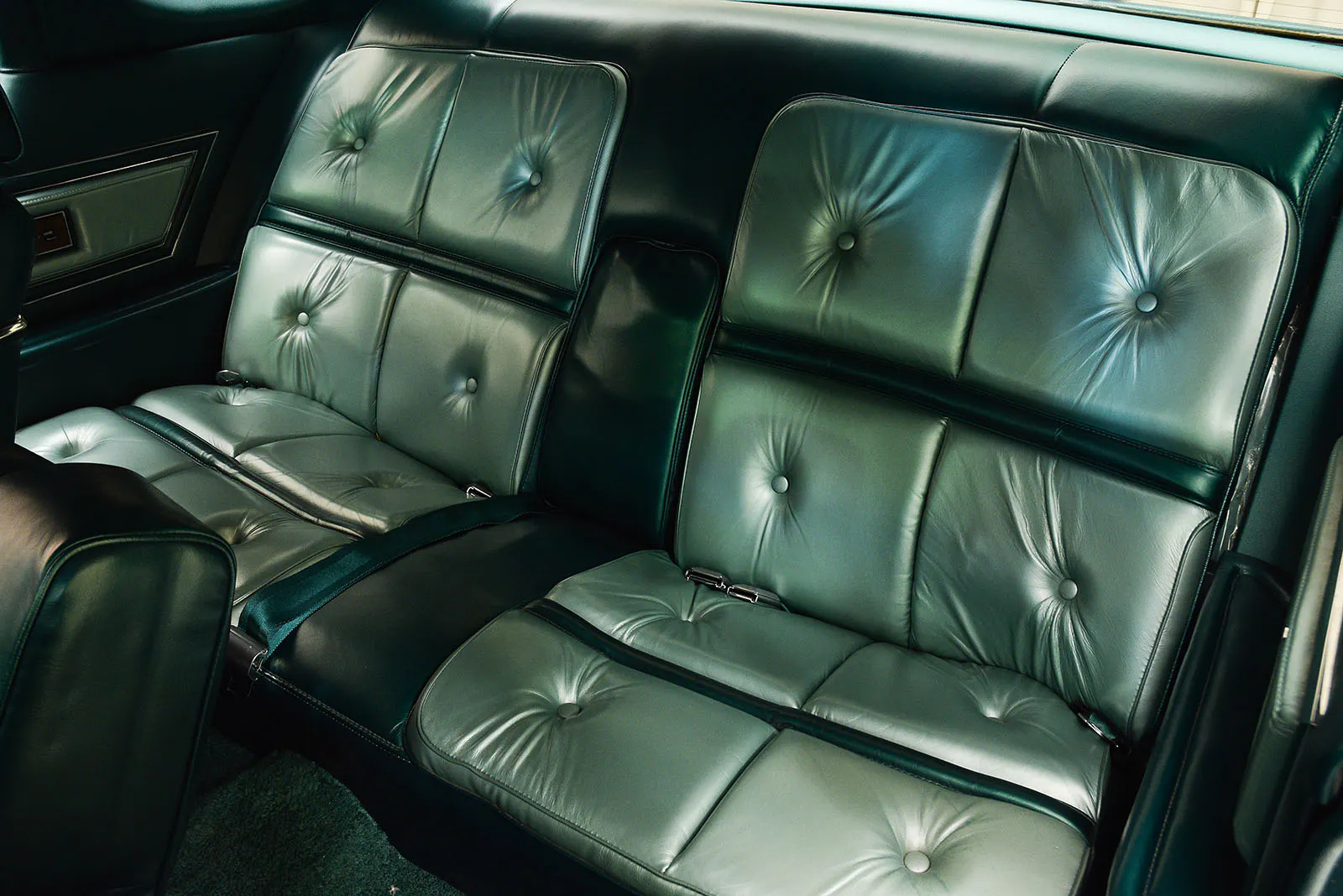 1976 Lincoln Continental Mk IV 2dr Coupe Courtesy of Hyman Ltd.