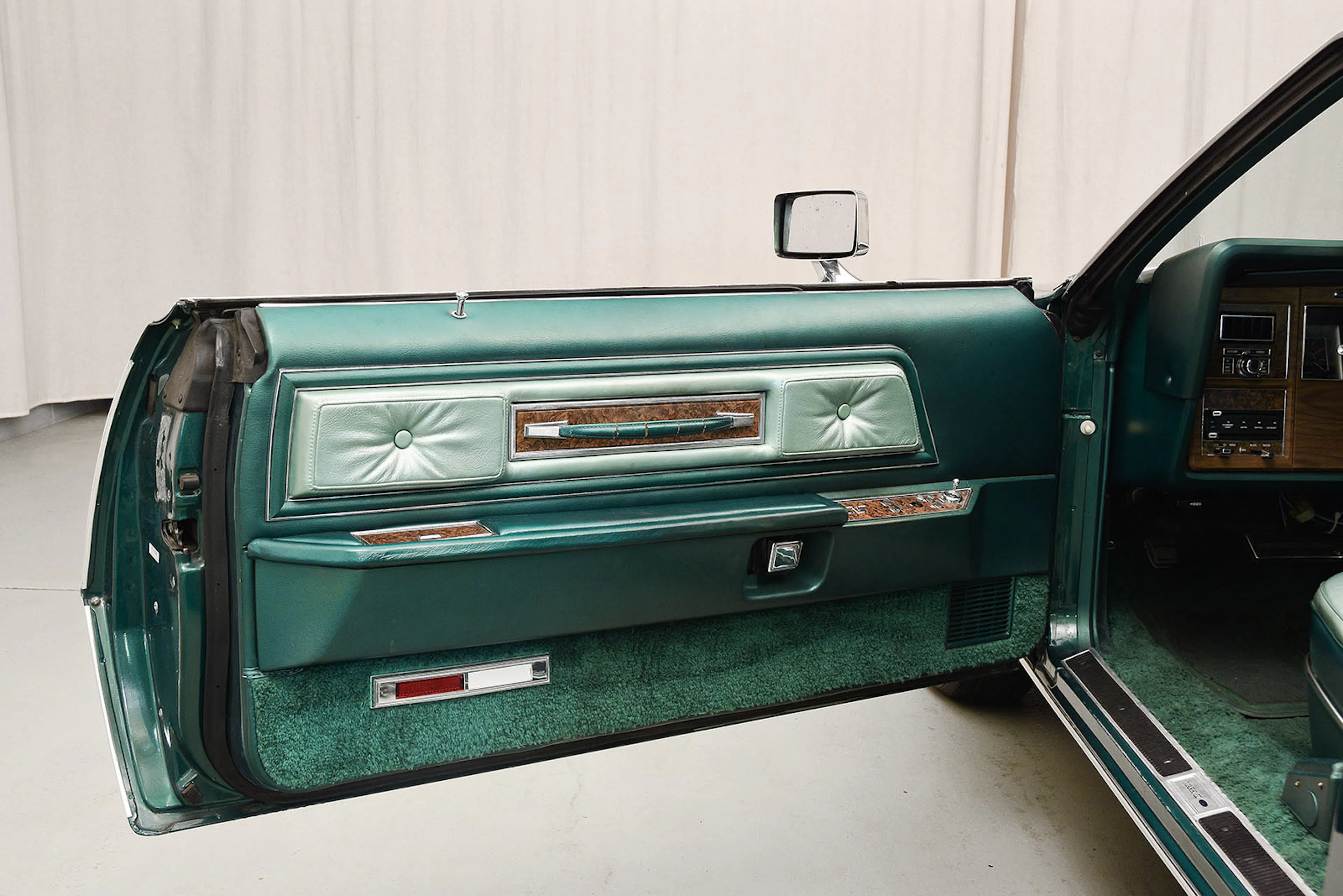 1976 Lincoln Continental Mk IV 2dr Coupe Courtesy of Hyman Ltd.