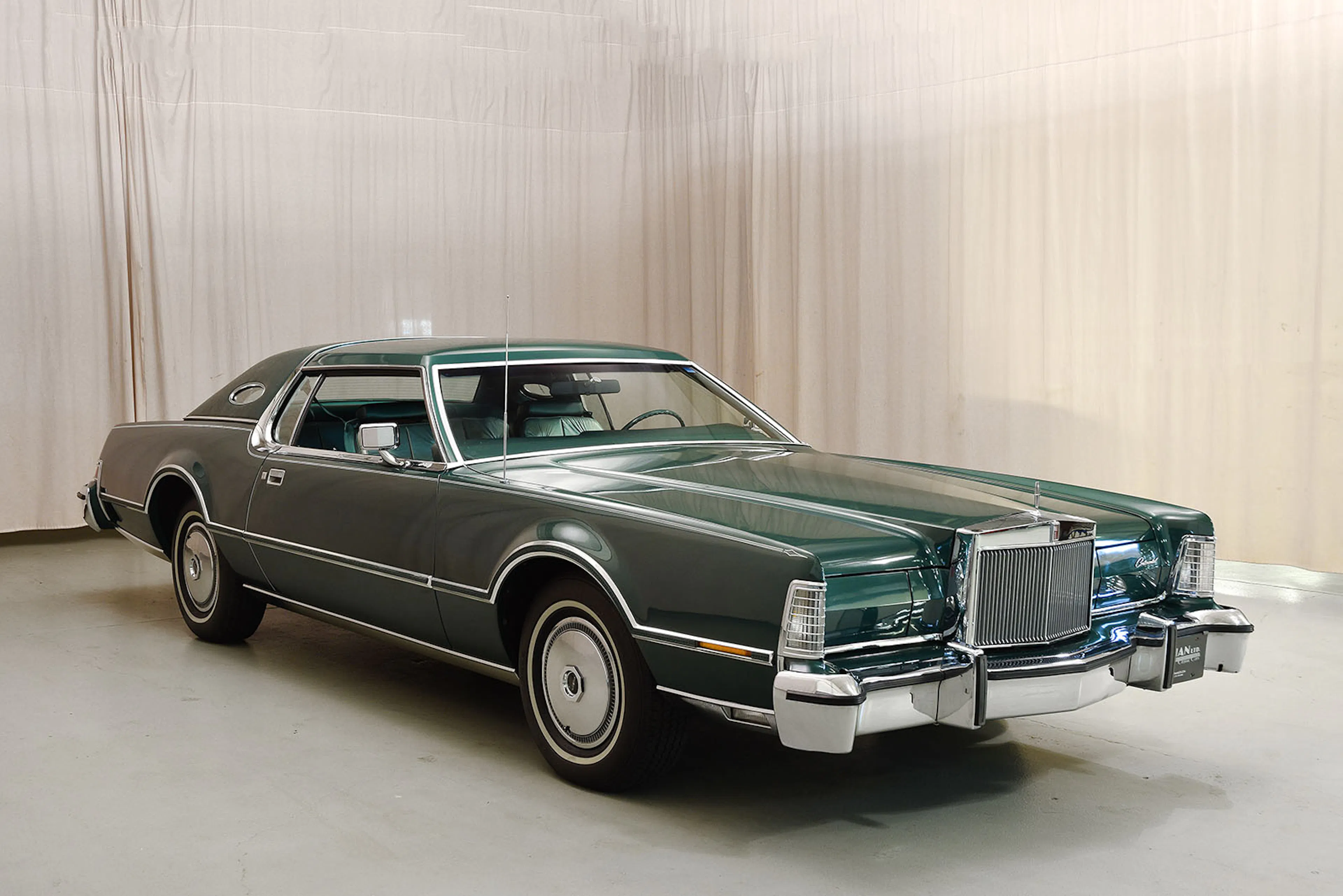 1976 Lincoln Continental Mk IV 2dr Coupe Courtesy of Hyman Ltd.