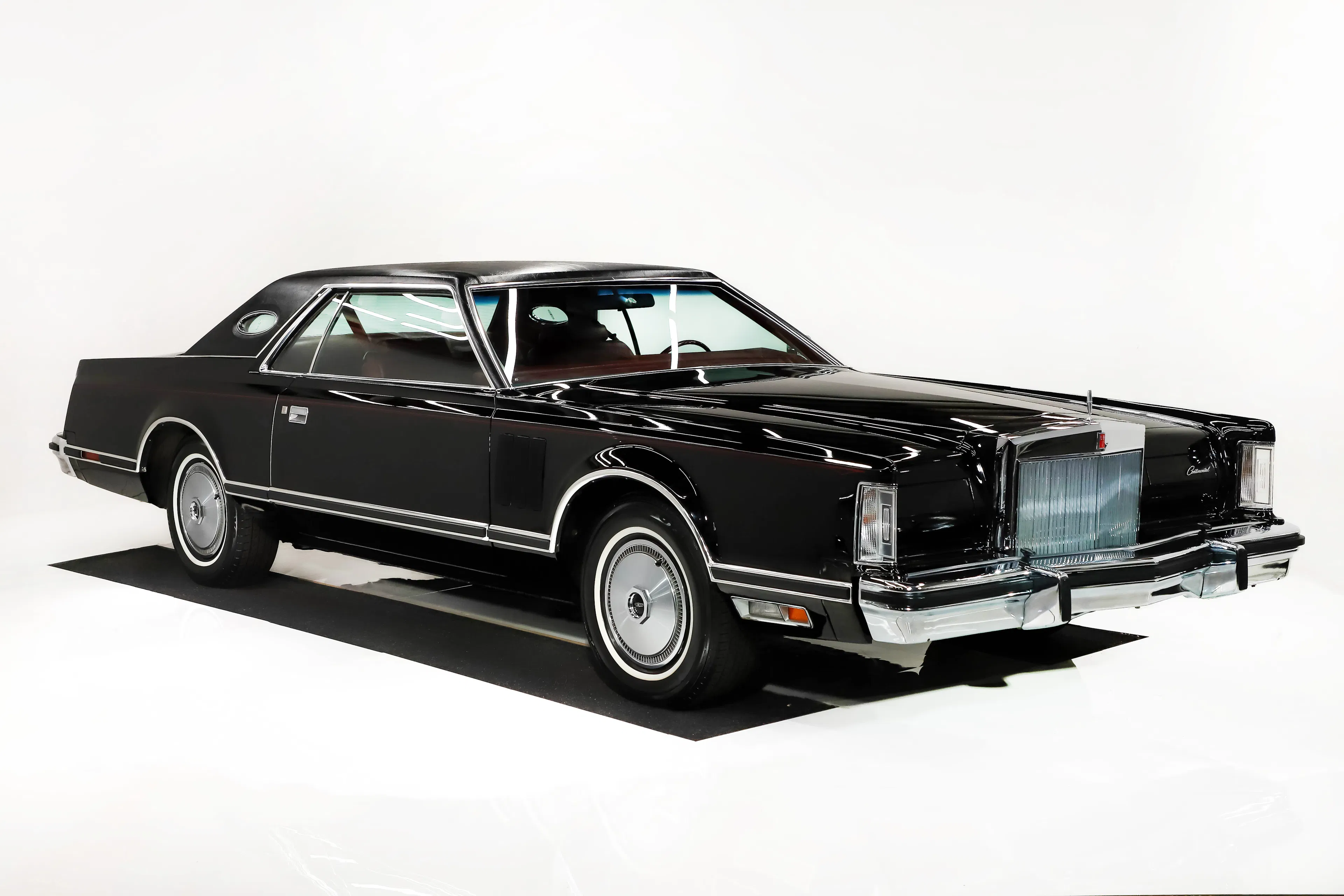 1978 Lincoln Continental Mk V 2dr Coupe Courtesy of Volo