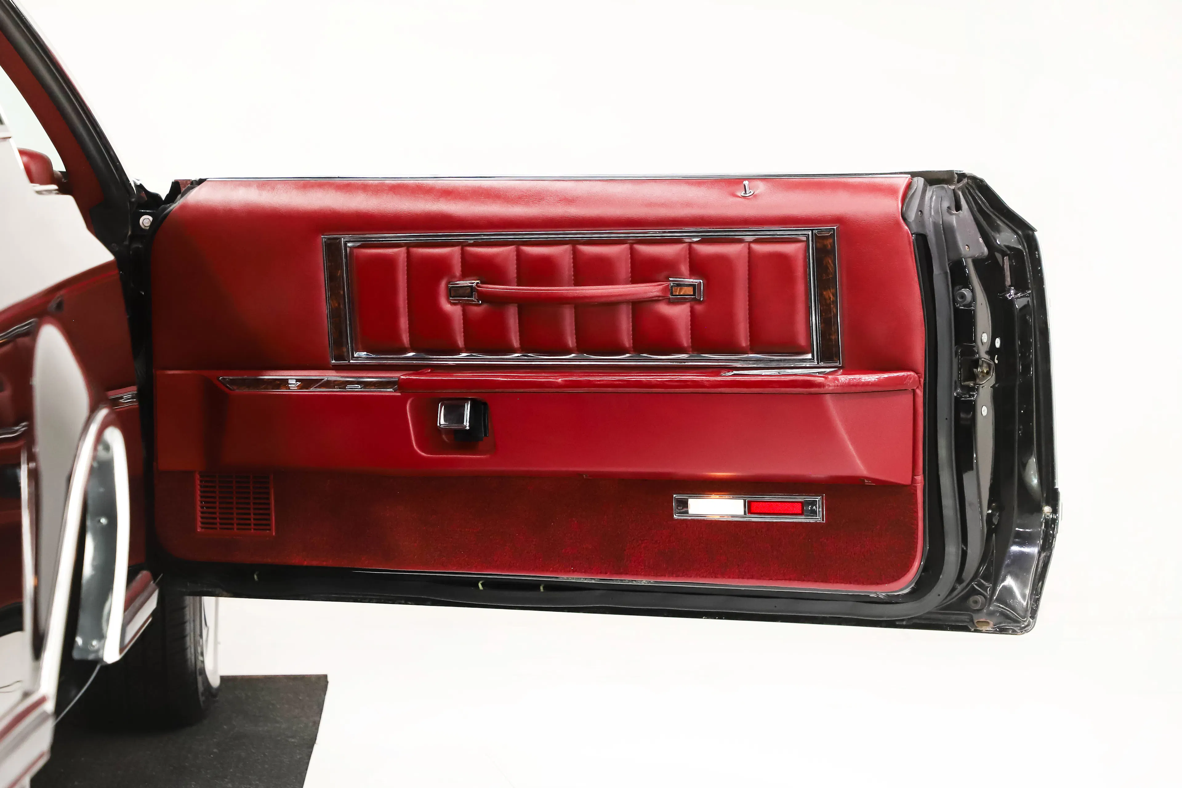 1978 Lincoln Continental Mk V 2dr Coupe Courtesy of Volo