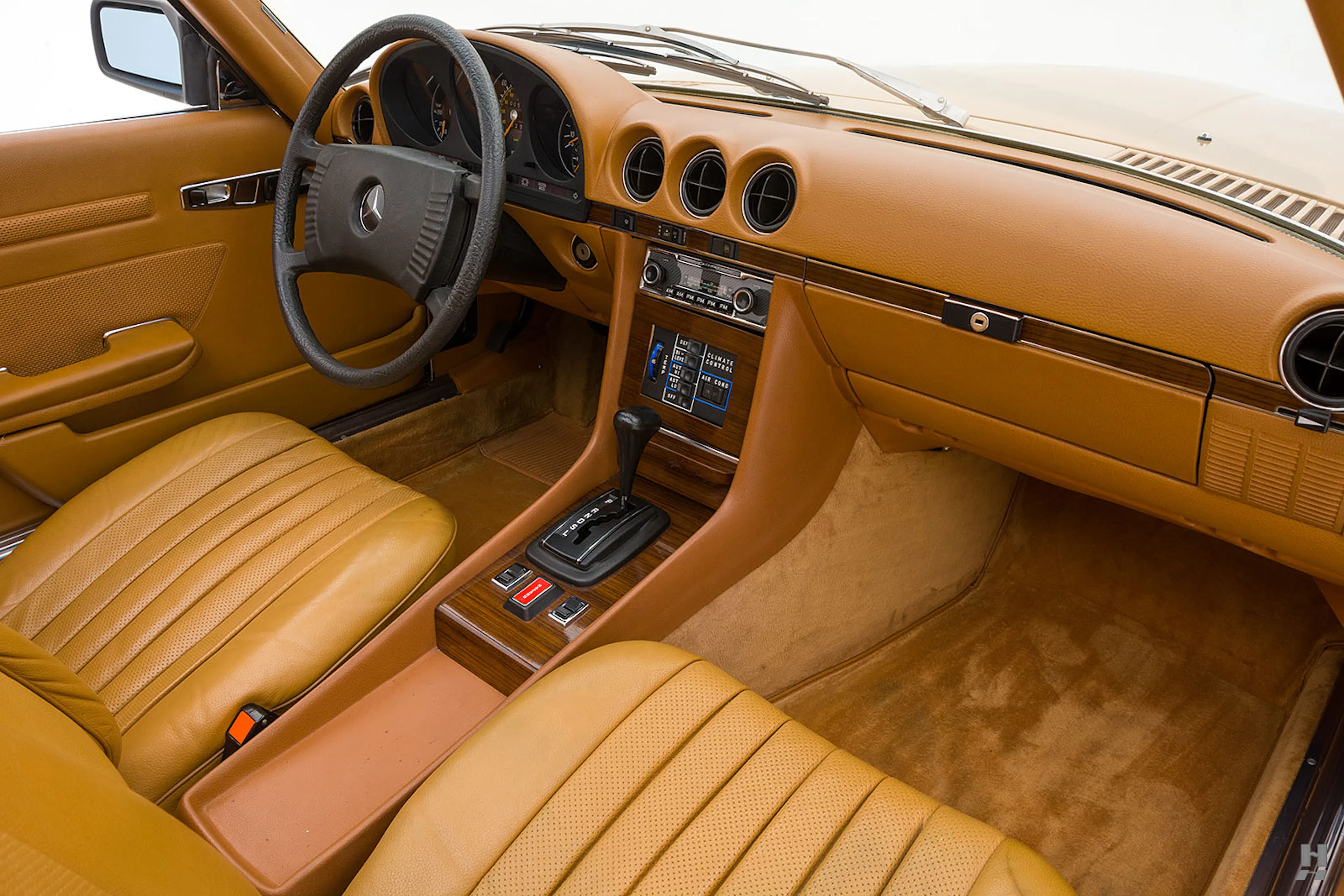 1979 Mercedes-Benz 450SL 2dr Roadster Courtesy of Hyman Ltd.