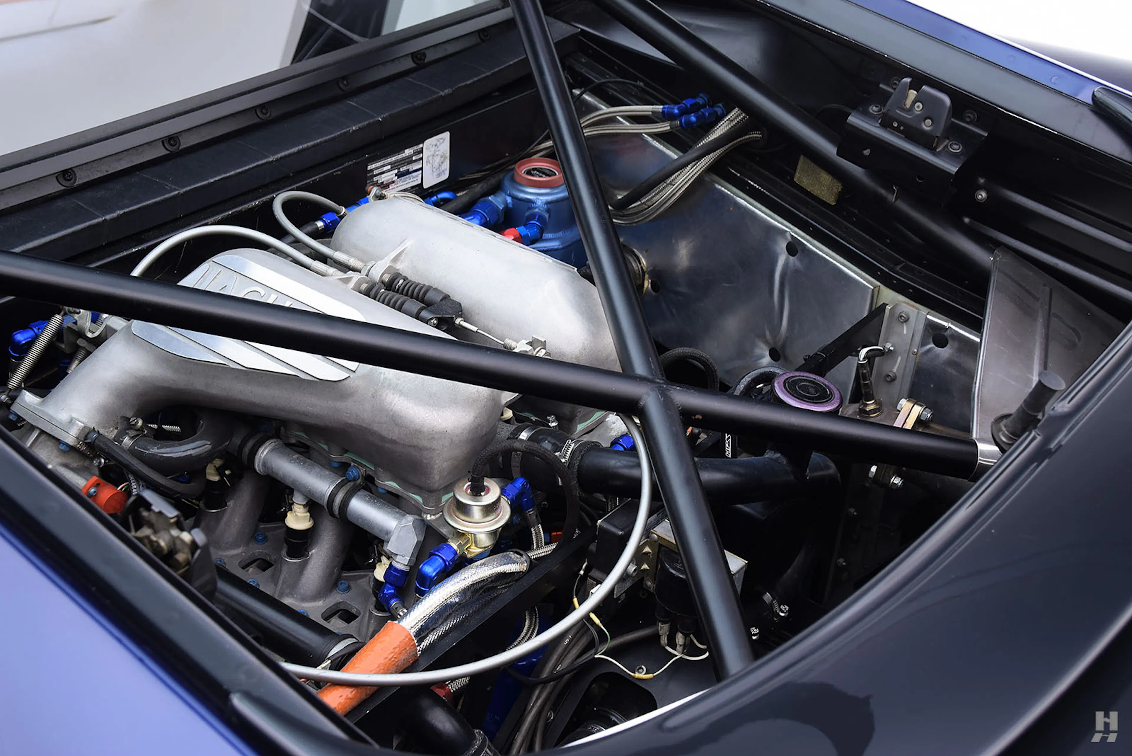 1994 Jaguar XJ 220 2dr Coupe Courtesy of Hyman Ltd.