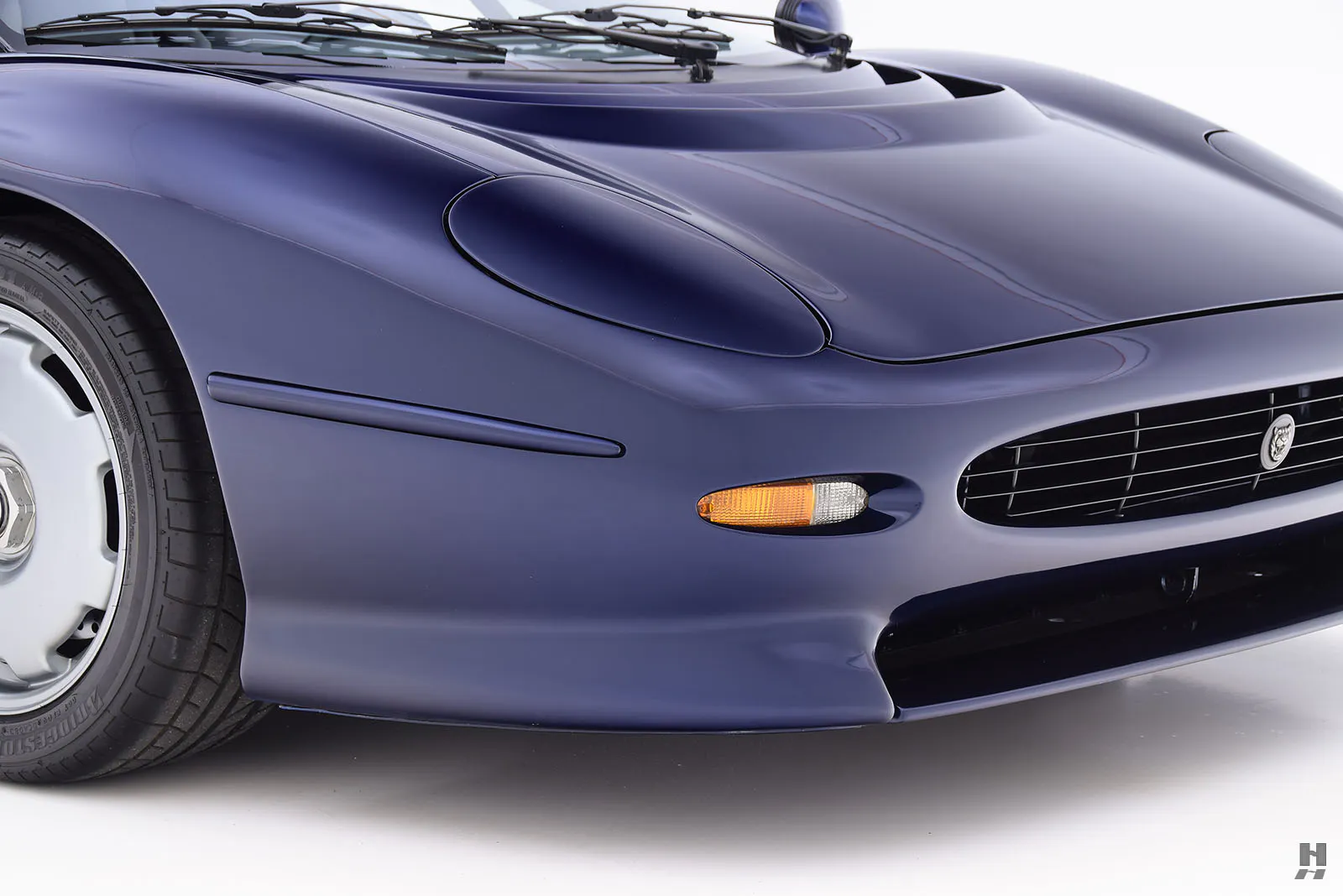 1994 Jaguar XJ 220 2dr Coupe Courtesy of Hyman Ltd.
