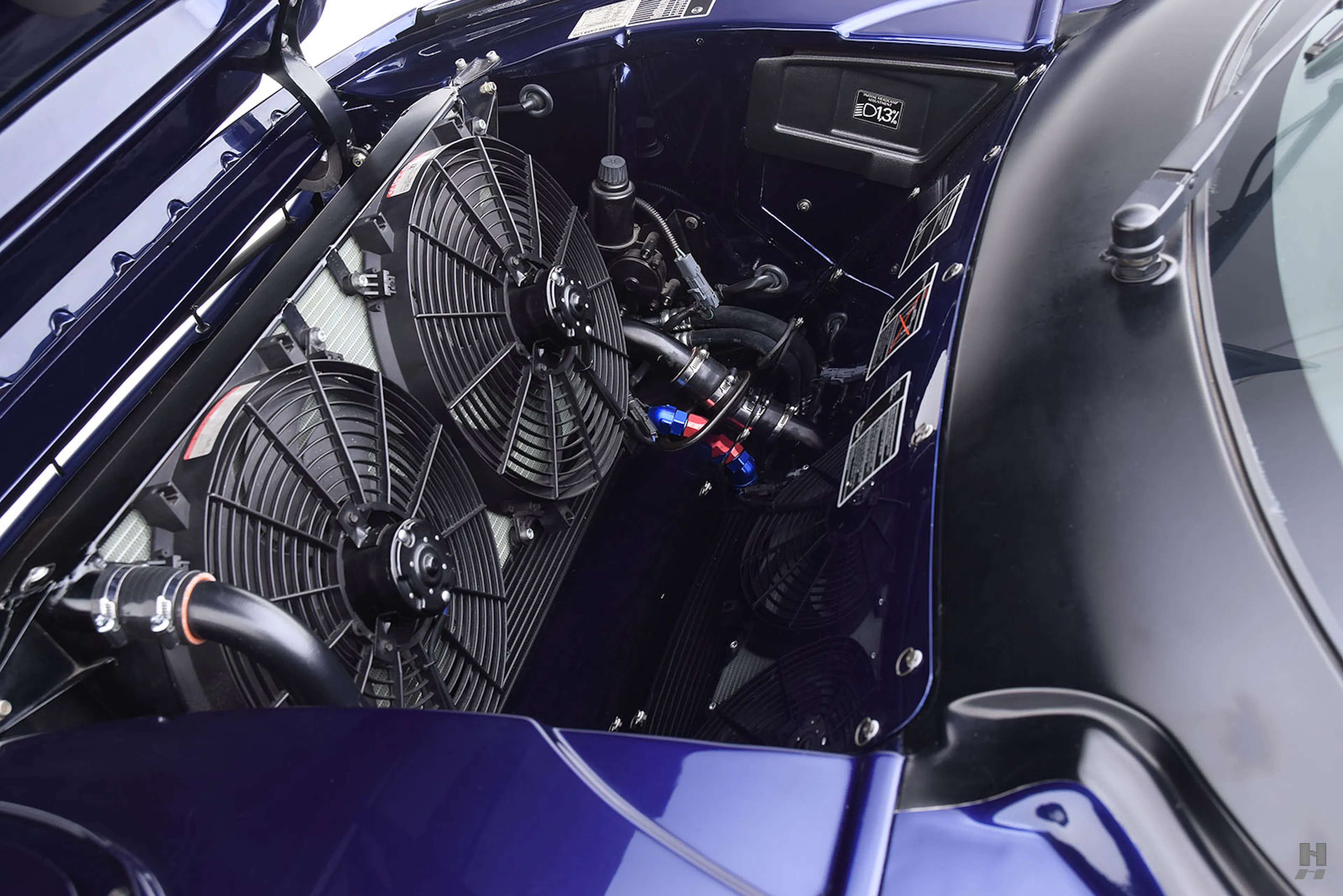 1994 Jaguar XJ 220 2dr Coupe Courtesy of Hyman Ltd.