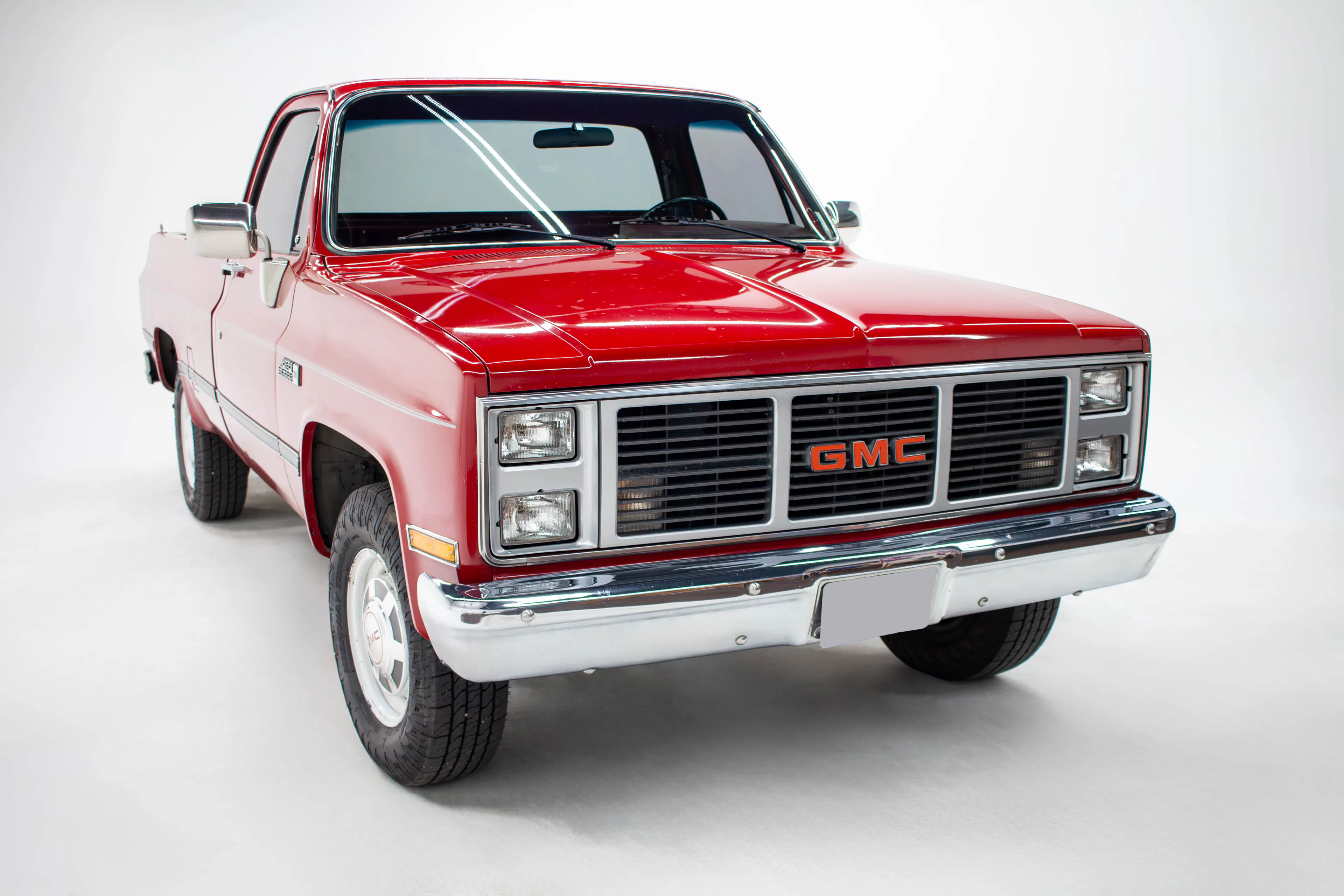 1986 GMC C2500 3/4 Ton 2dr Pickup Courtesy of Michelle Click