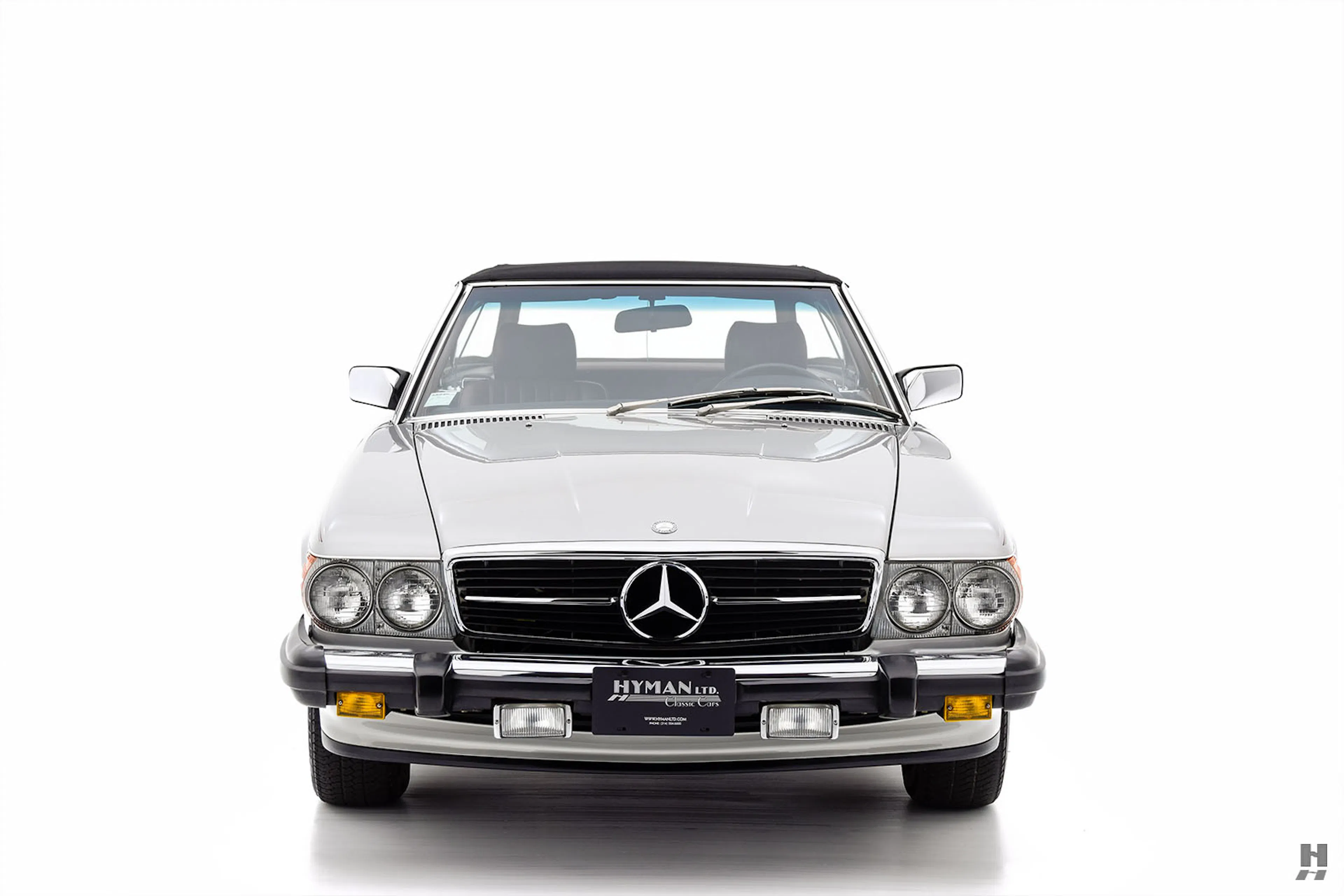 1986 Mercedes-Benz 560SL 2dr Roadster Courtesy of Hyman Ltd.