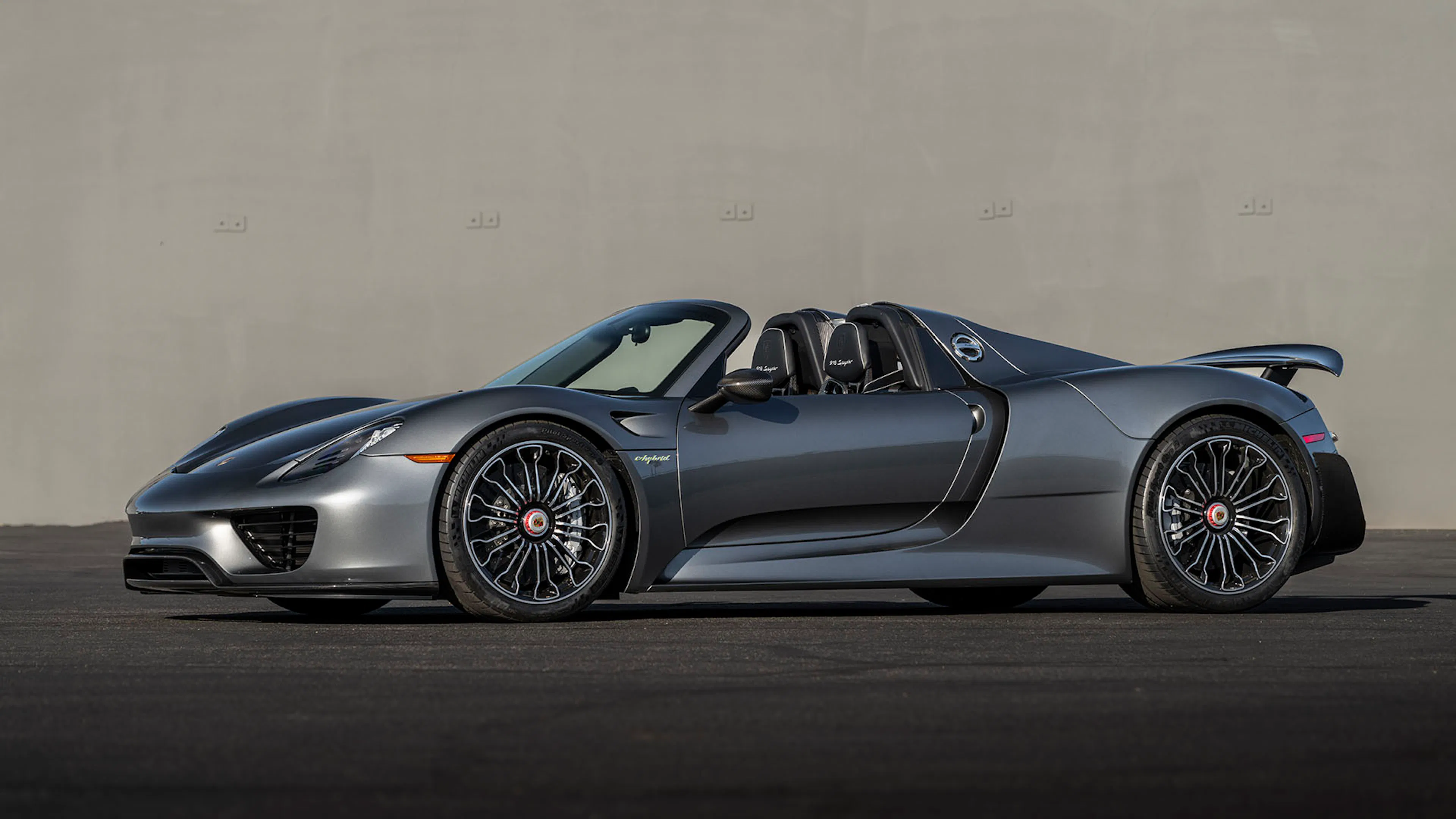 2015 Porsche 918 Spyder Weissach 2dr Roadster Courtesy of Broad Arrow Auctions