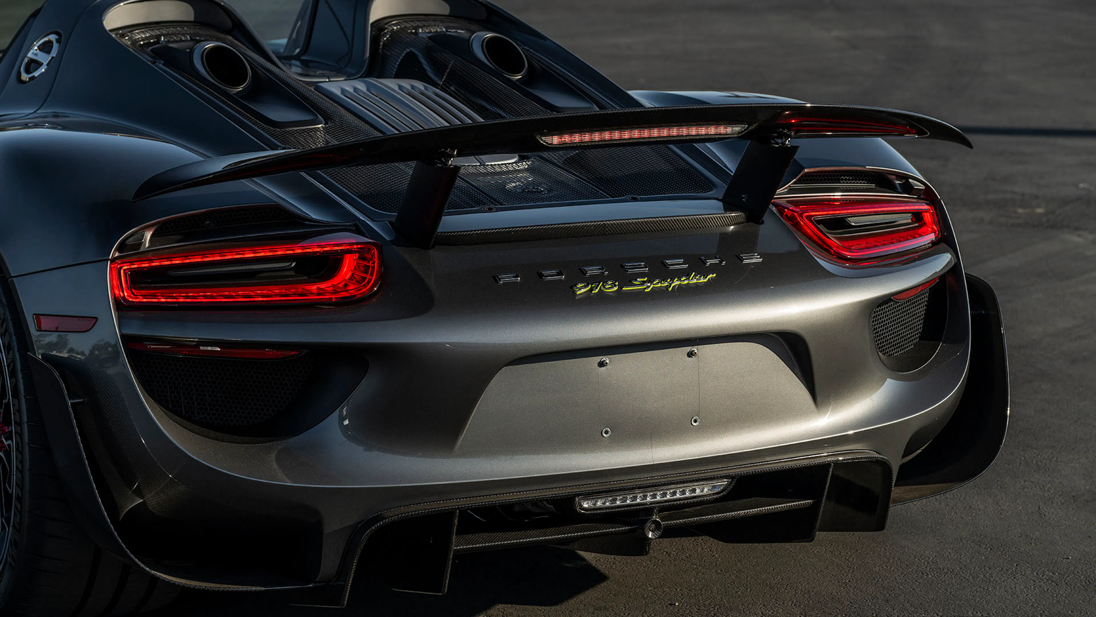 2015 Porsche 918 Spyder Weissach 2dr Roadster Courtesy of Broad Arrow Auctions