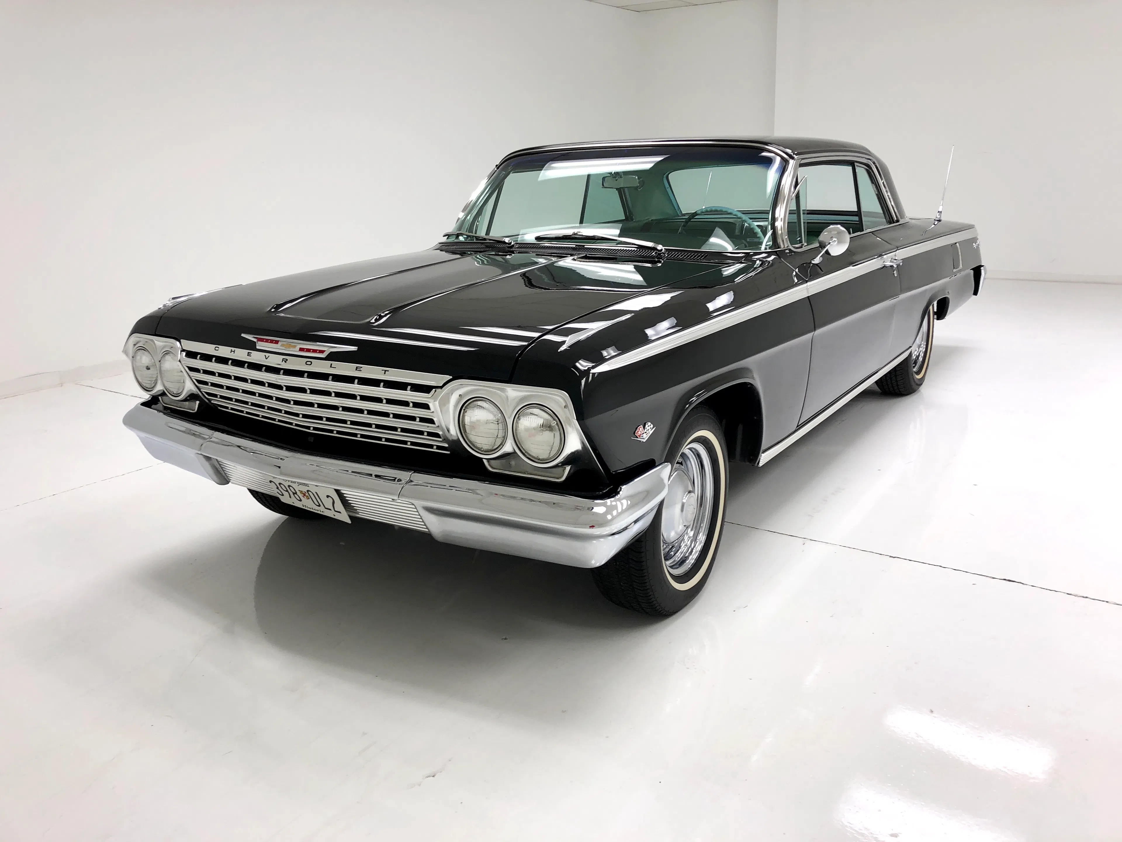 1962 Chevrolet Impala 2dr Sport Coupe Courtesy of Classic Auto Mall