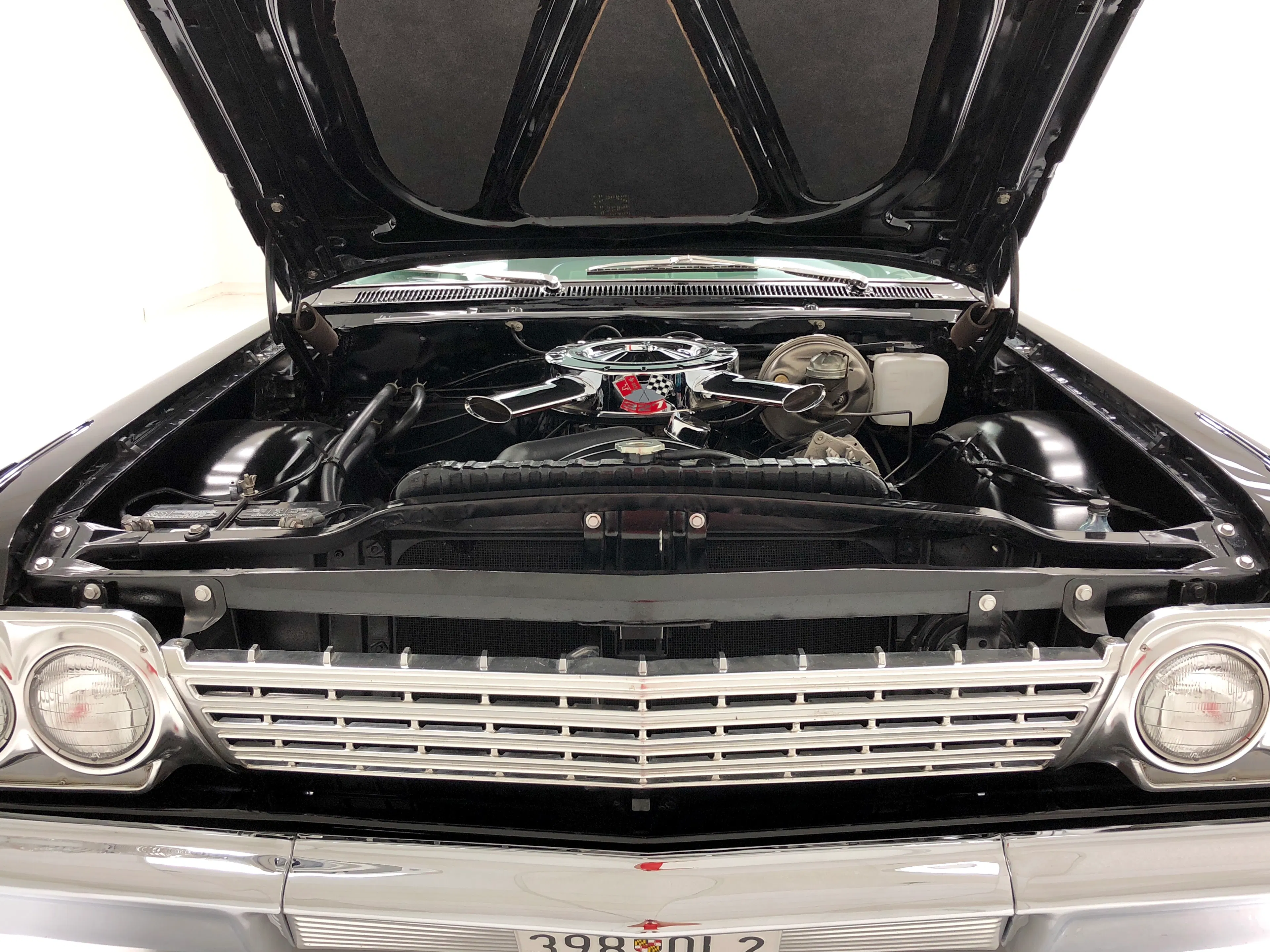 1962 Chevrolet Impala 2dr Sport Coupe Courtesy of Classic Auto Mall