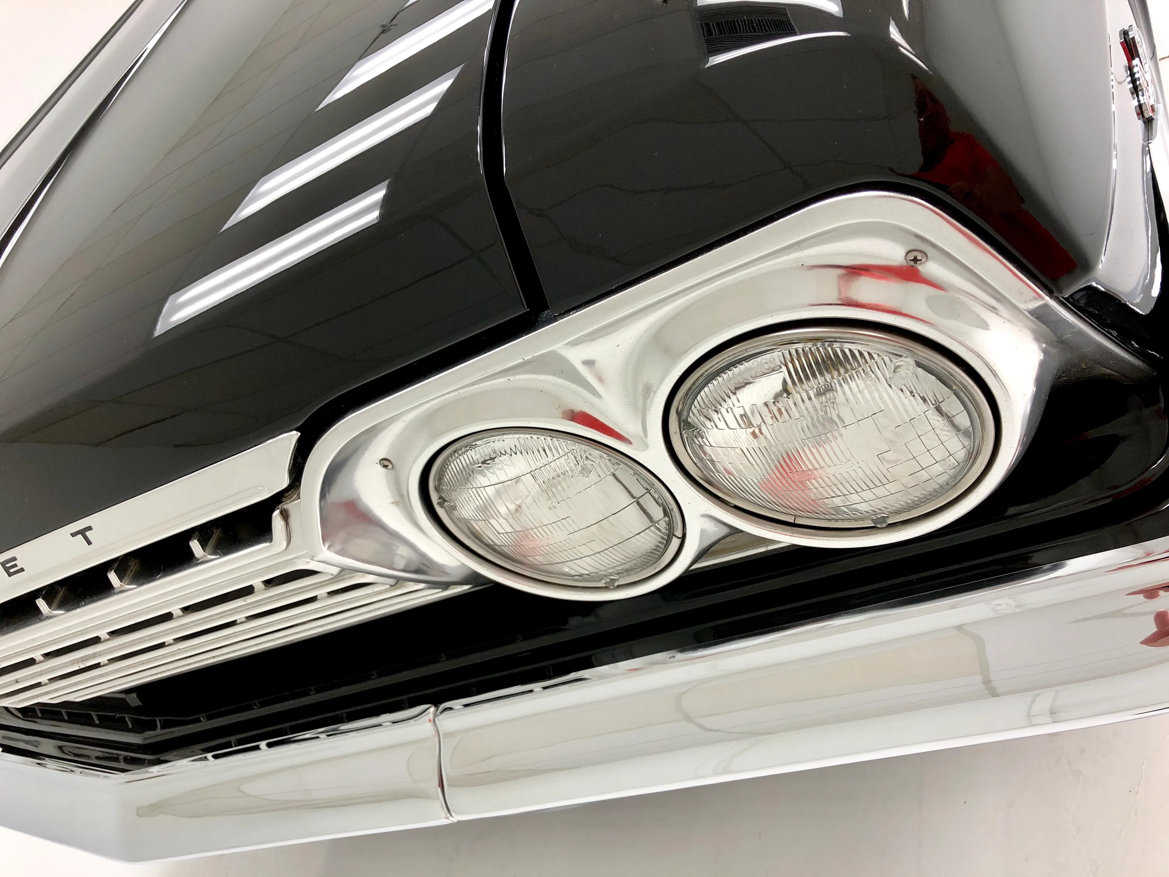 1962 Chevrolet Impala 2dr Sport Coupe Courtesy of Classic Auto Mall
