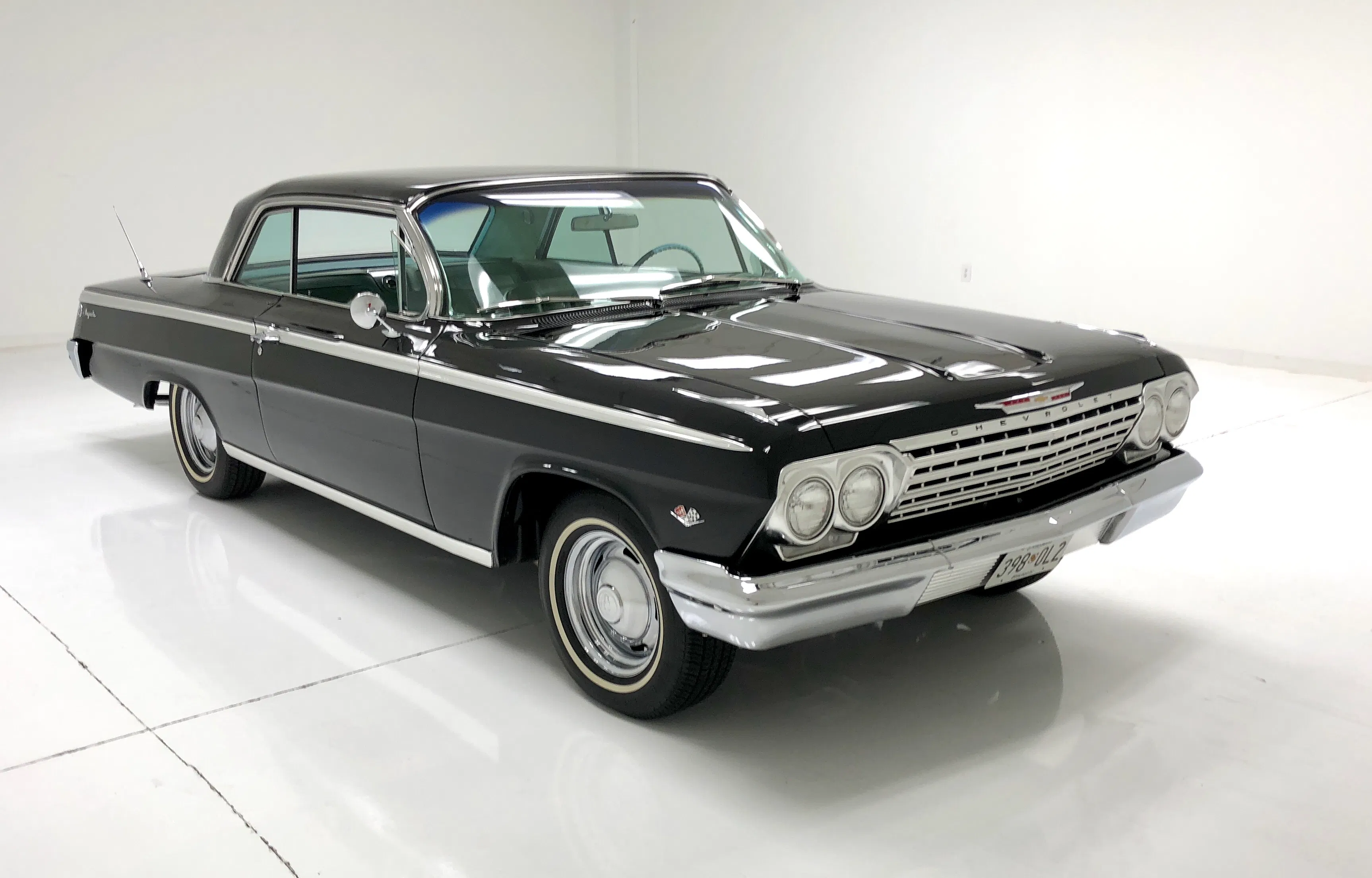 1962 Chevrolet Impala 2dr Sport Coupe Courtesy of Classic Auto Mall