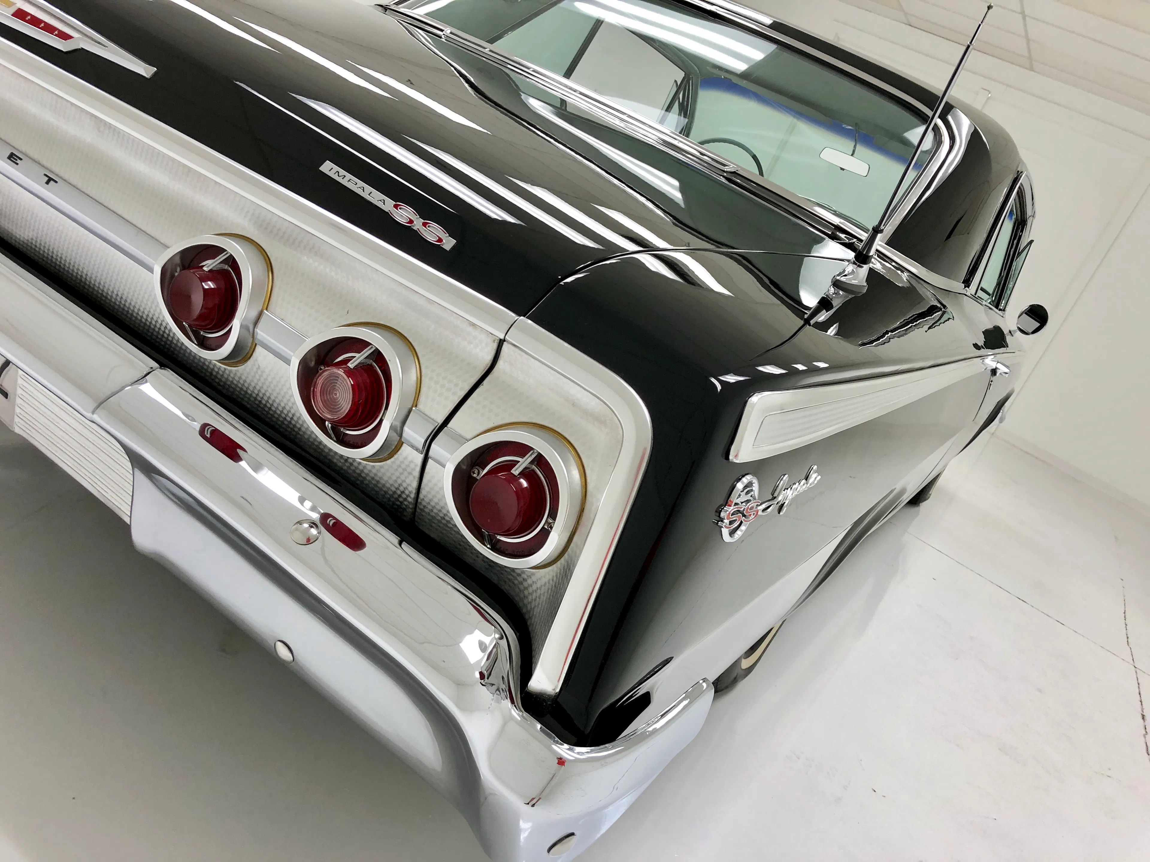 1962 Chevrolet Impala 2dr Sport Coupe Courtesy of Classic Auto Mall