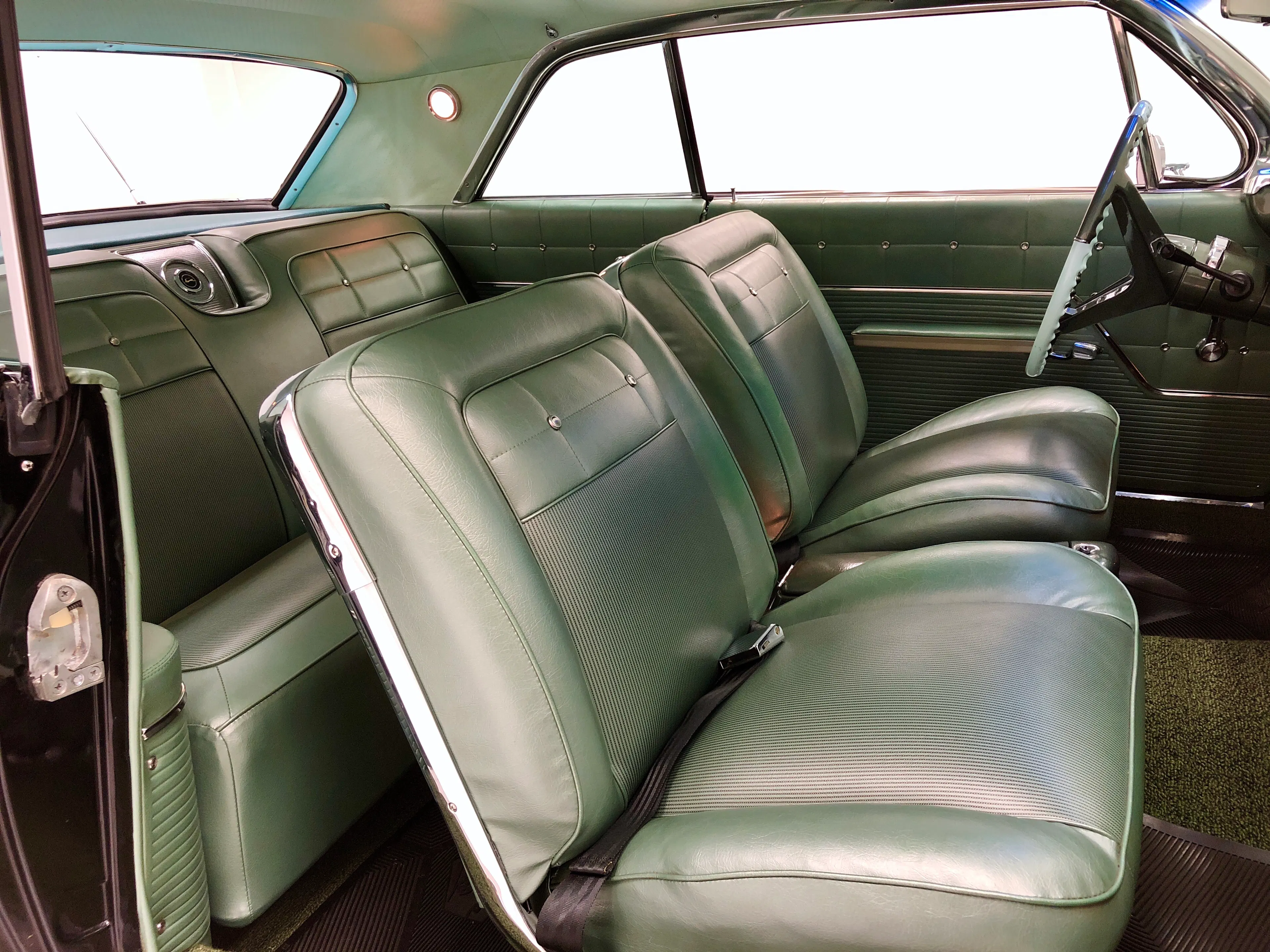 1962 Chevrolet Impala 2dr Sport Coupe Courtesy of Classic Auto Mall