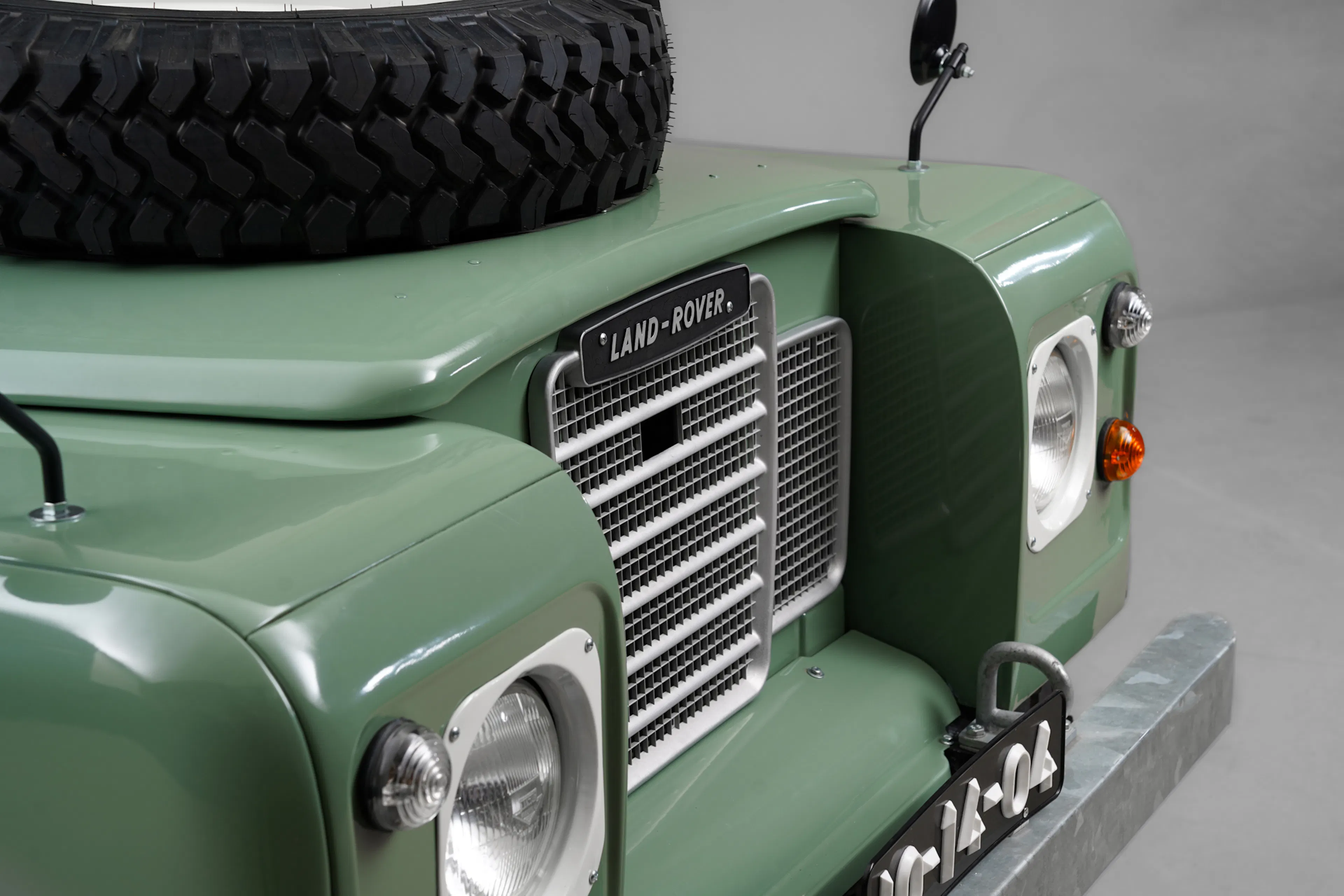 1971 Land Rover Series III 109 2dr Pickup 4x4 Courtesy of Canepa