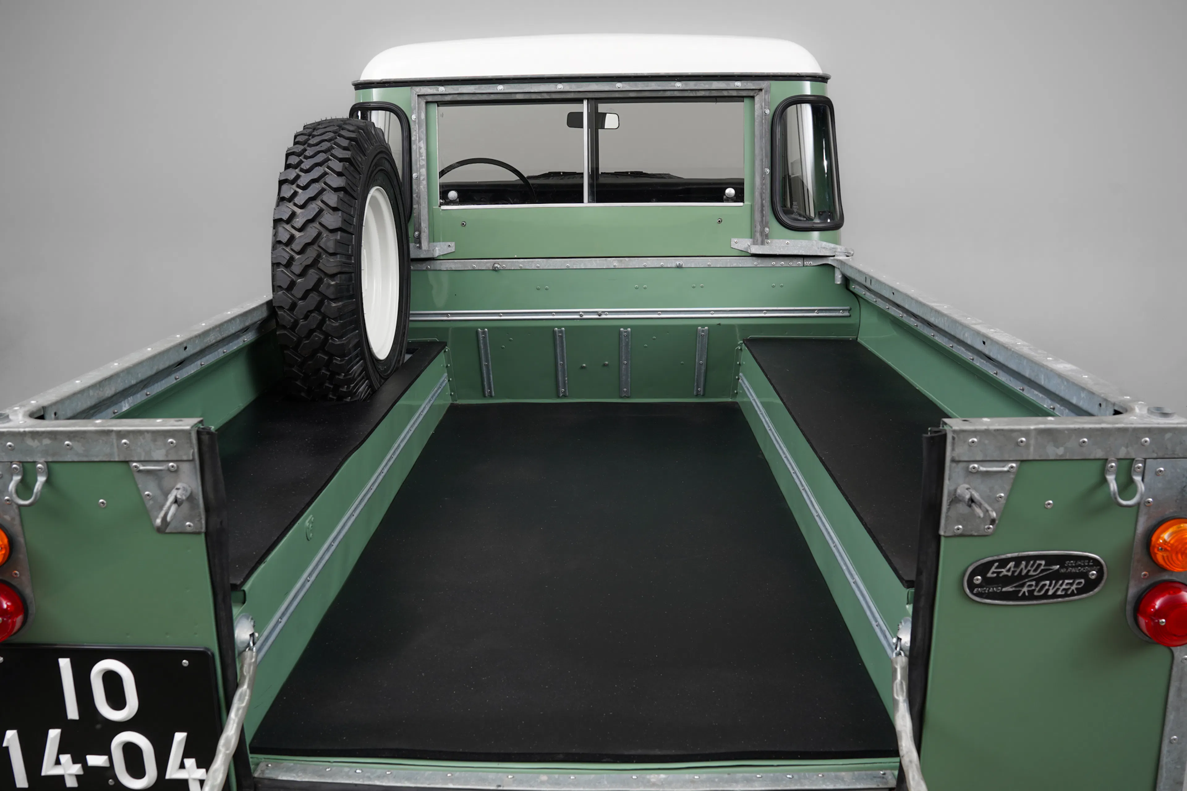 1971 Land Rover Series III 109 2dr Pickup 4x4 Courtesy of Canepa
