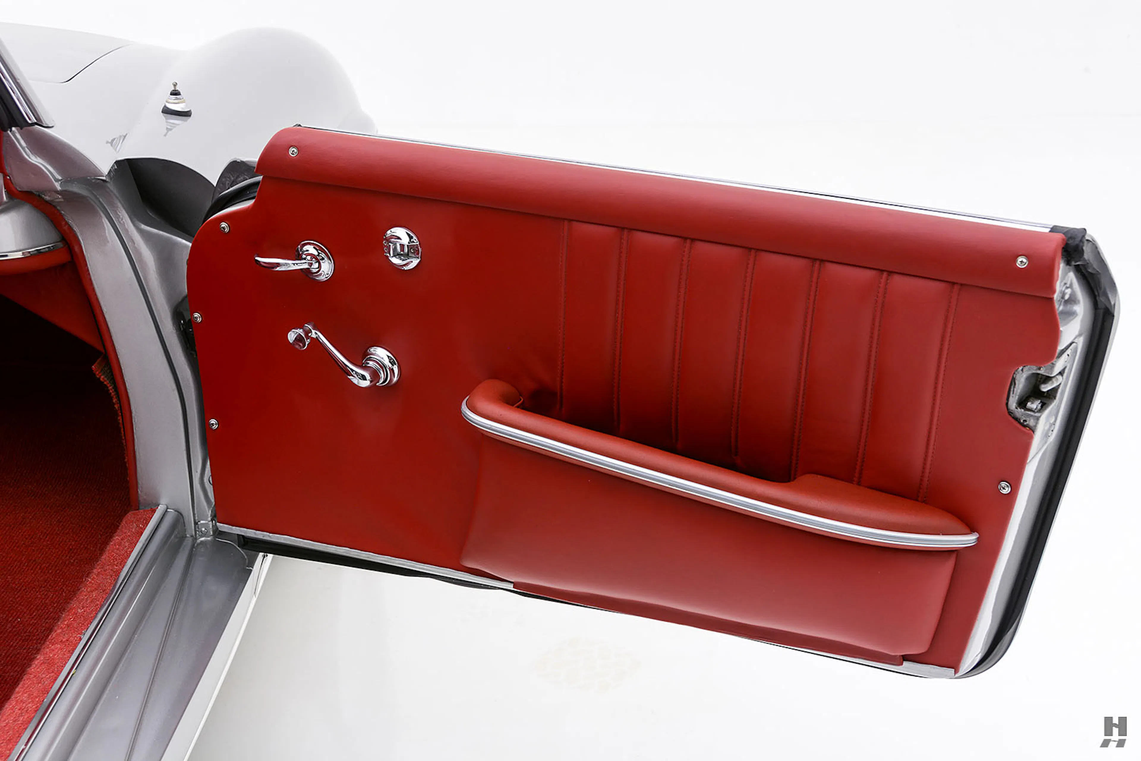 1962 Mercedes-Benz 190SL 2dr Convertible Courtesy of Hyman Ltd.