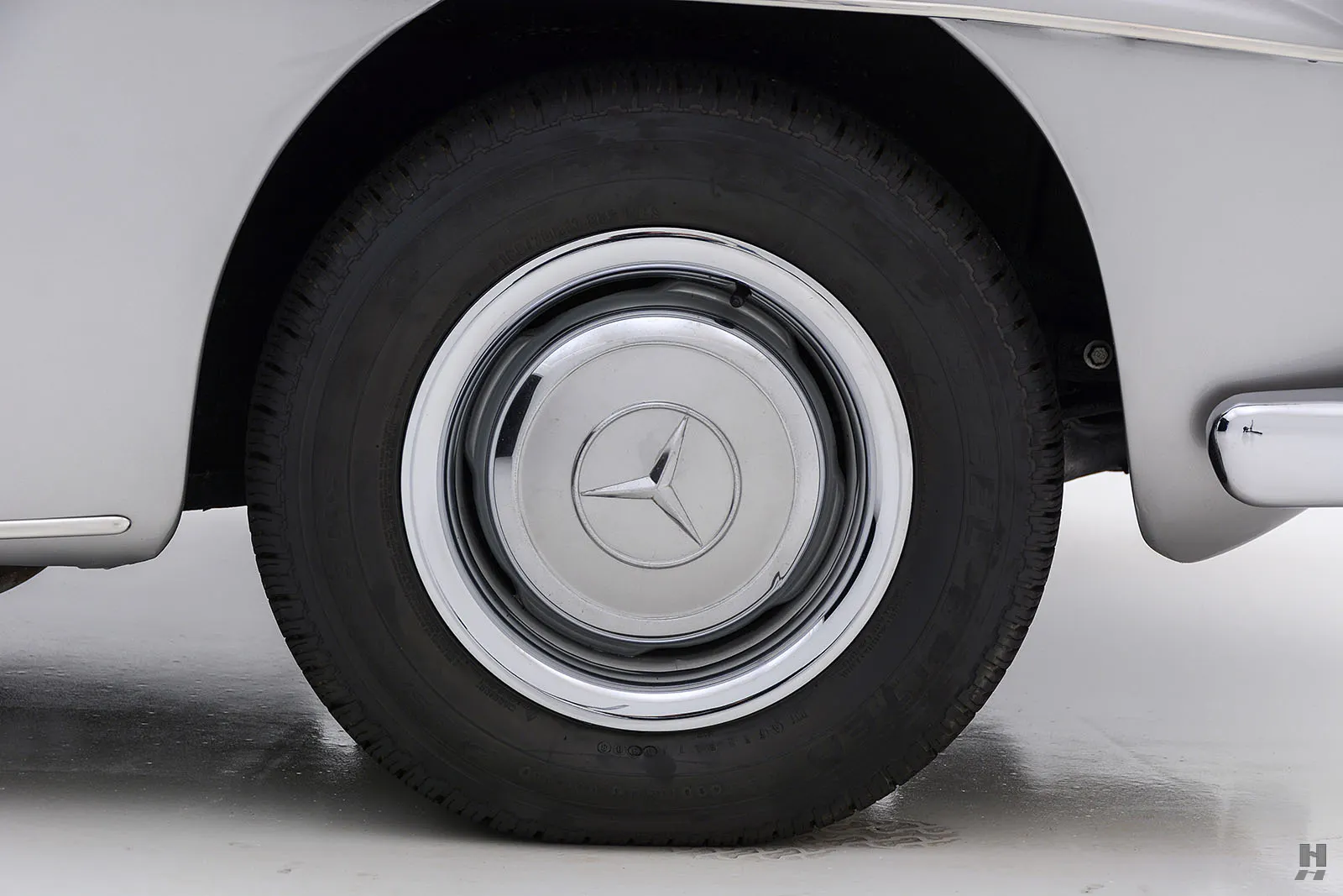 1962 Mercedes-Benz 190SL 2dr Convertible Courtesy of Hyman Ltd.