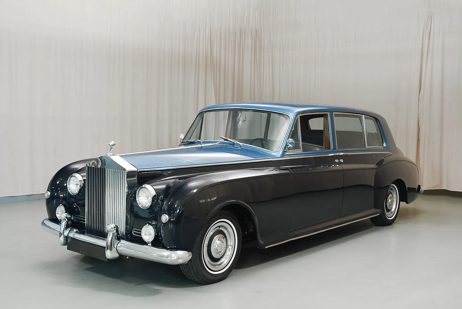 1962 Rolls-Royce Phantom V Mulliner Park Ward 4dr Limousine Courtesy of Hyman Ltd.