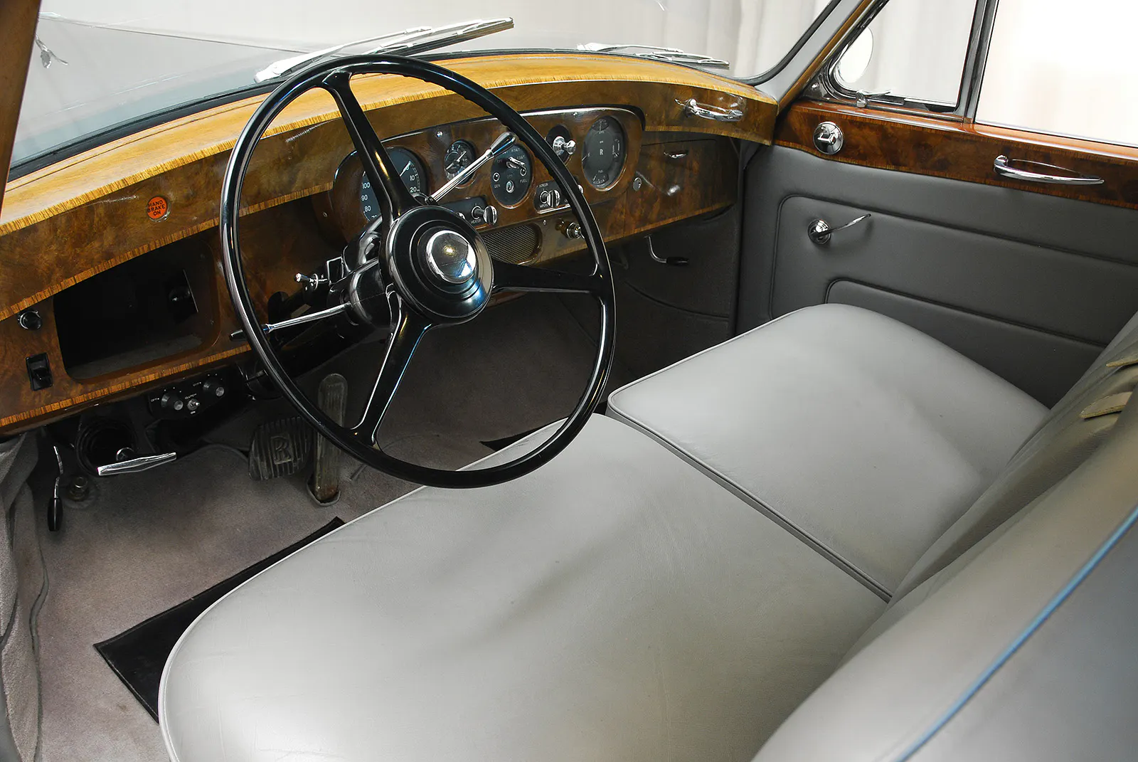 1962 Rolls-Royce Phantom V Mulliner Park Ward 4dr Limousine Courtesy of Hyman Ltd.