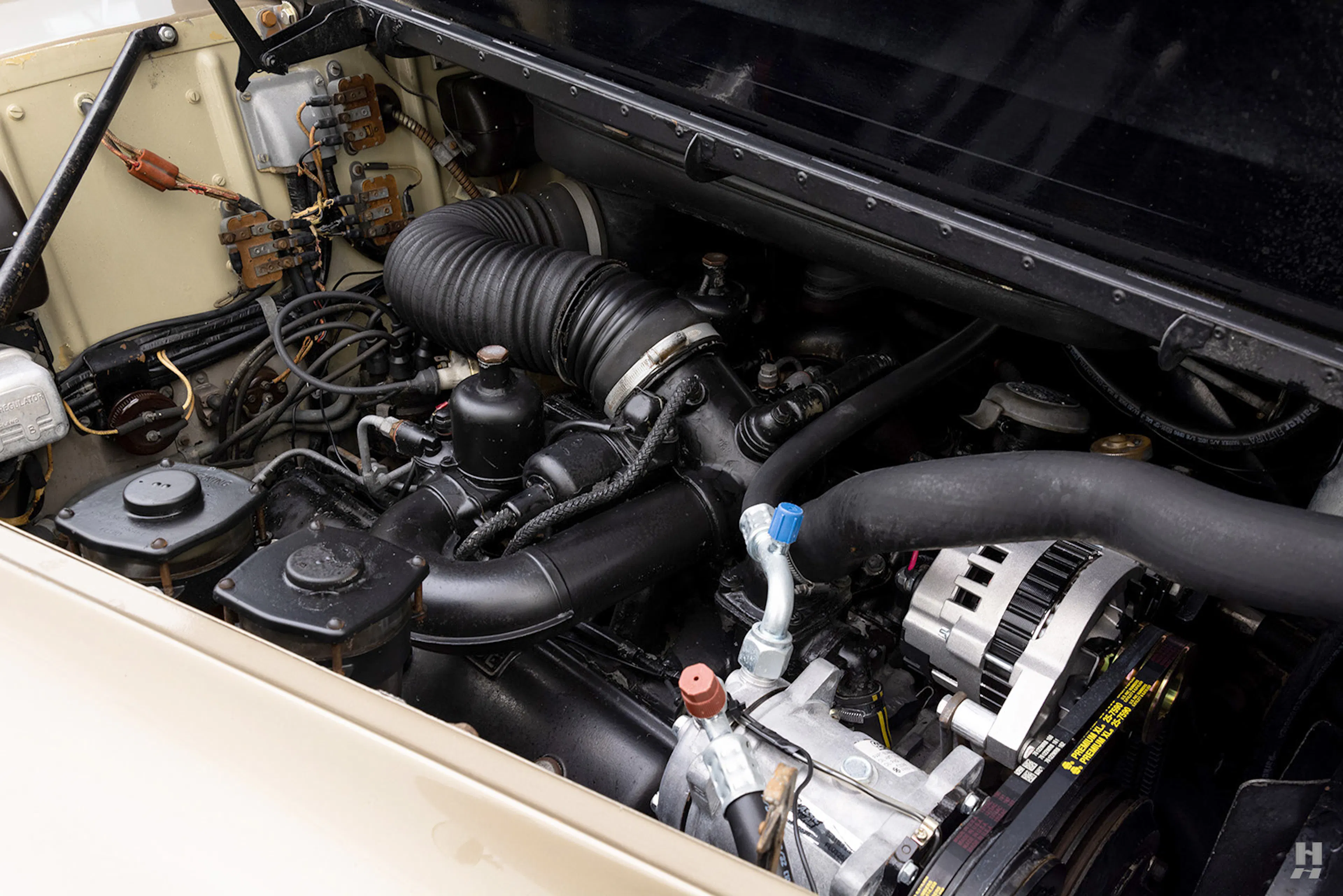 1962 Rolls-Royce Silver Cloud II HJ Mulliner 2dr Dophead Coupe Courtesy of Hyman Ltd.