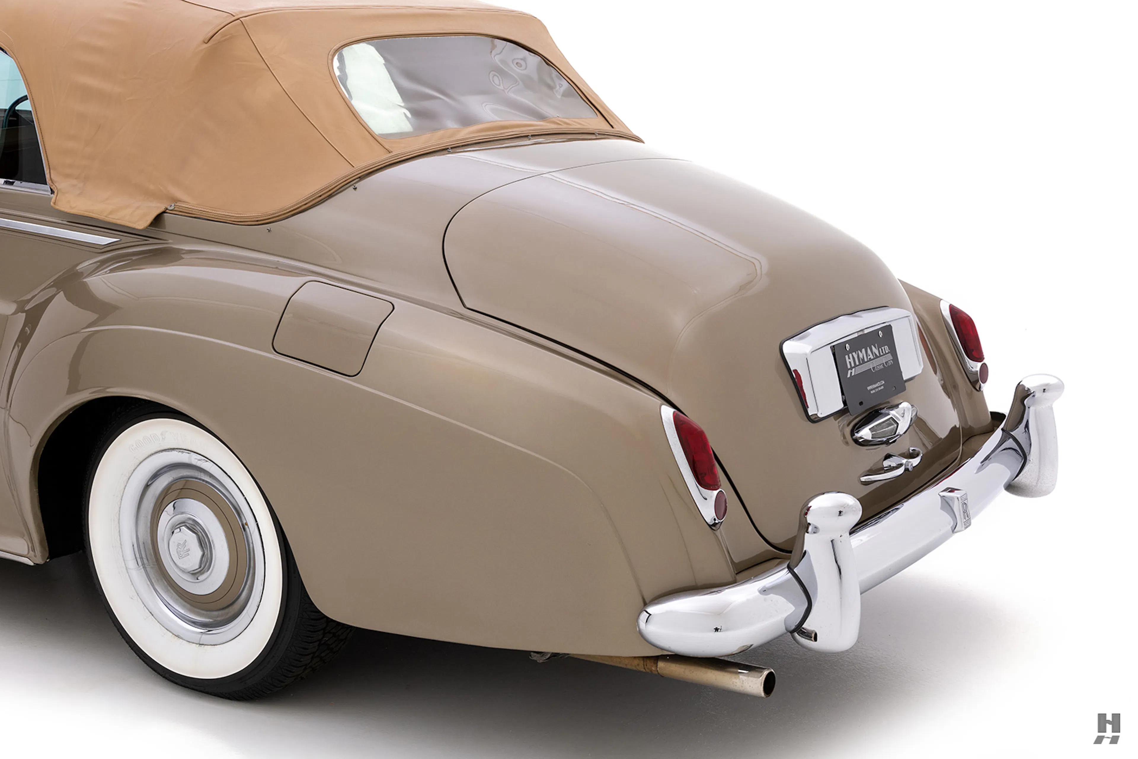 1962 Rolls-Royce Silver Cloud II HJ Mulliner 2dr Dophead Coupe Courtesy of Hyman Ltd.