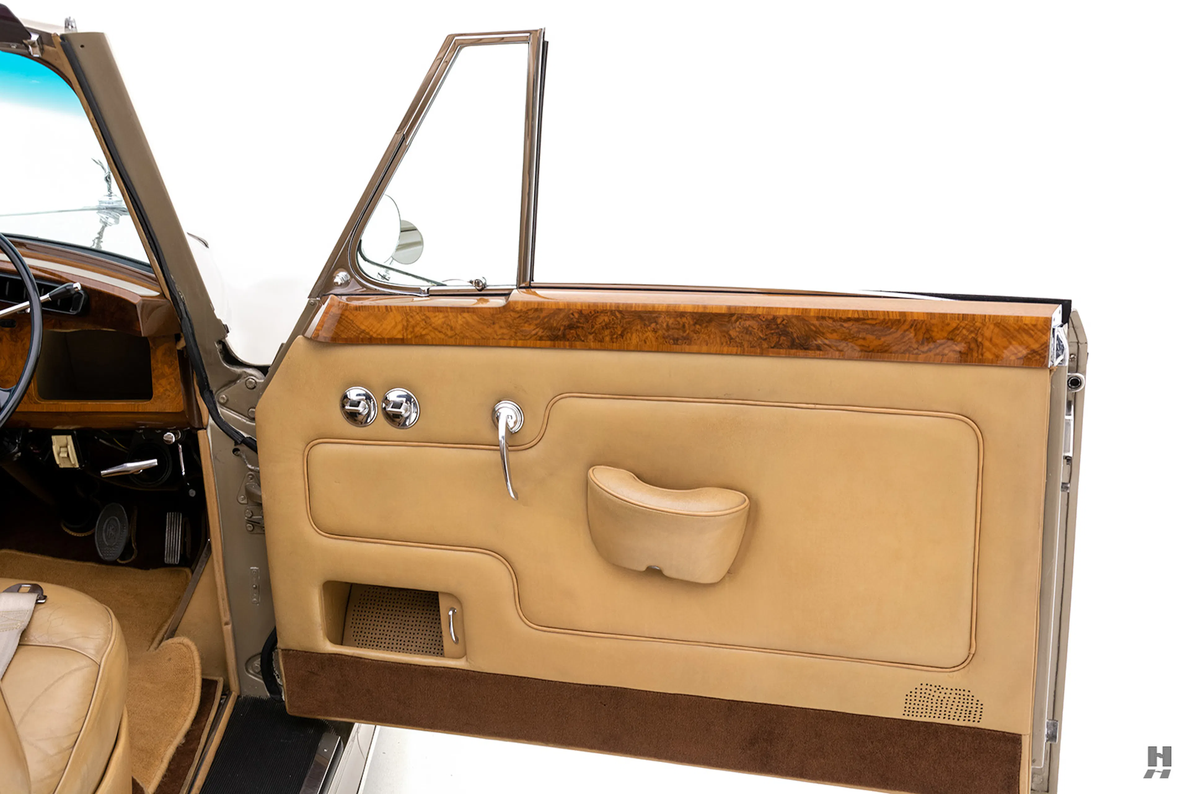 1962 Rolls-Royce Silver Cloud II HJ Mulliner 2dr Dophead Coupe Courtesy of Hyman Ltd.