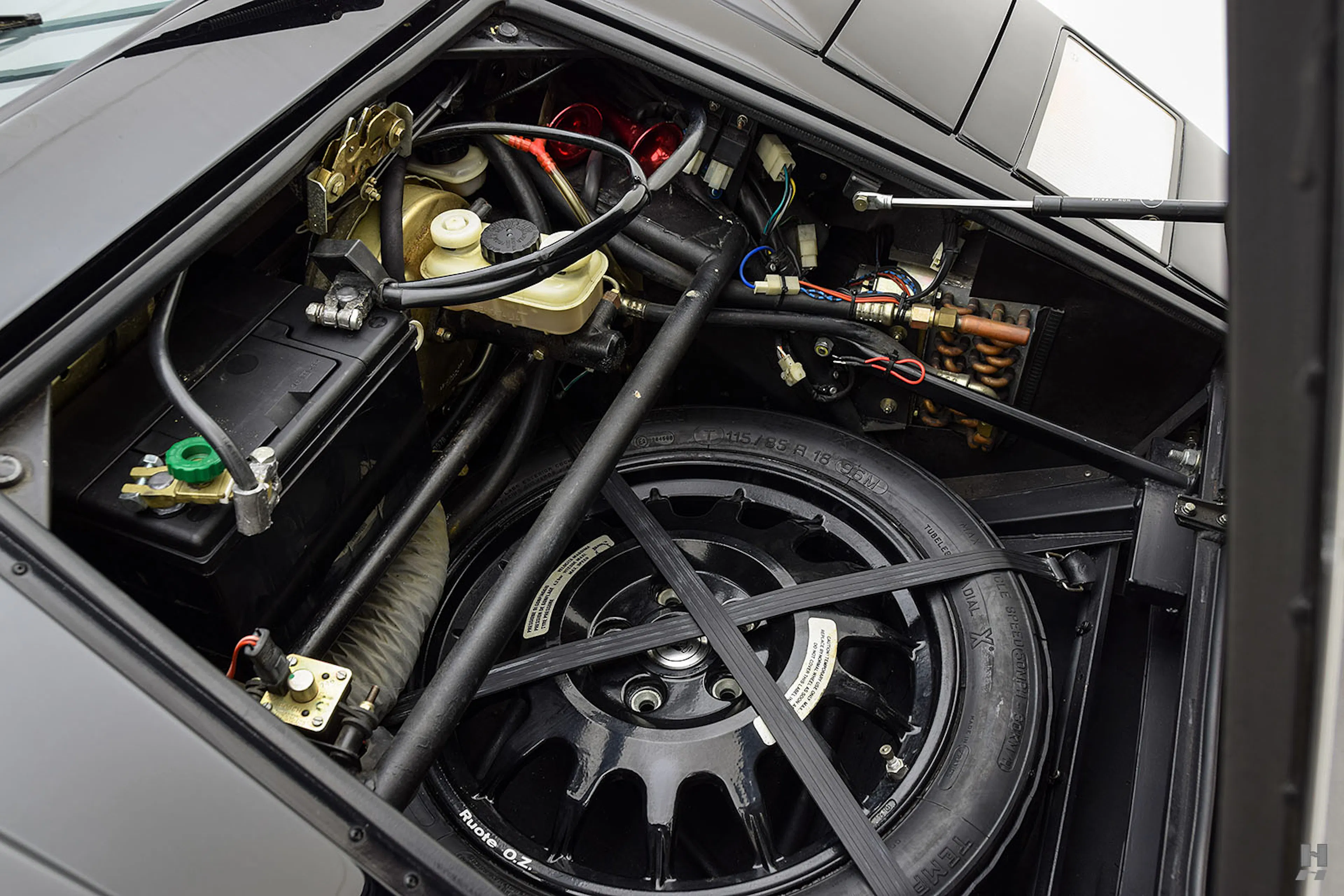1989 Lamborghini Countach Silver Anniversary 2dr Coupe Courtesy of Hyman Ltd.