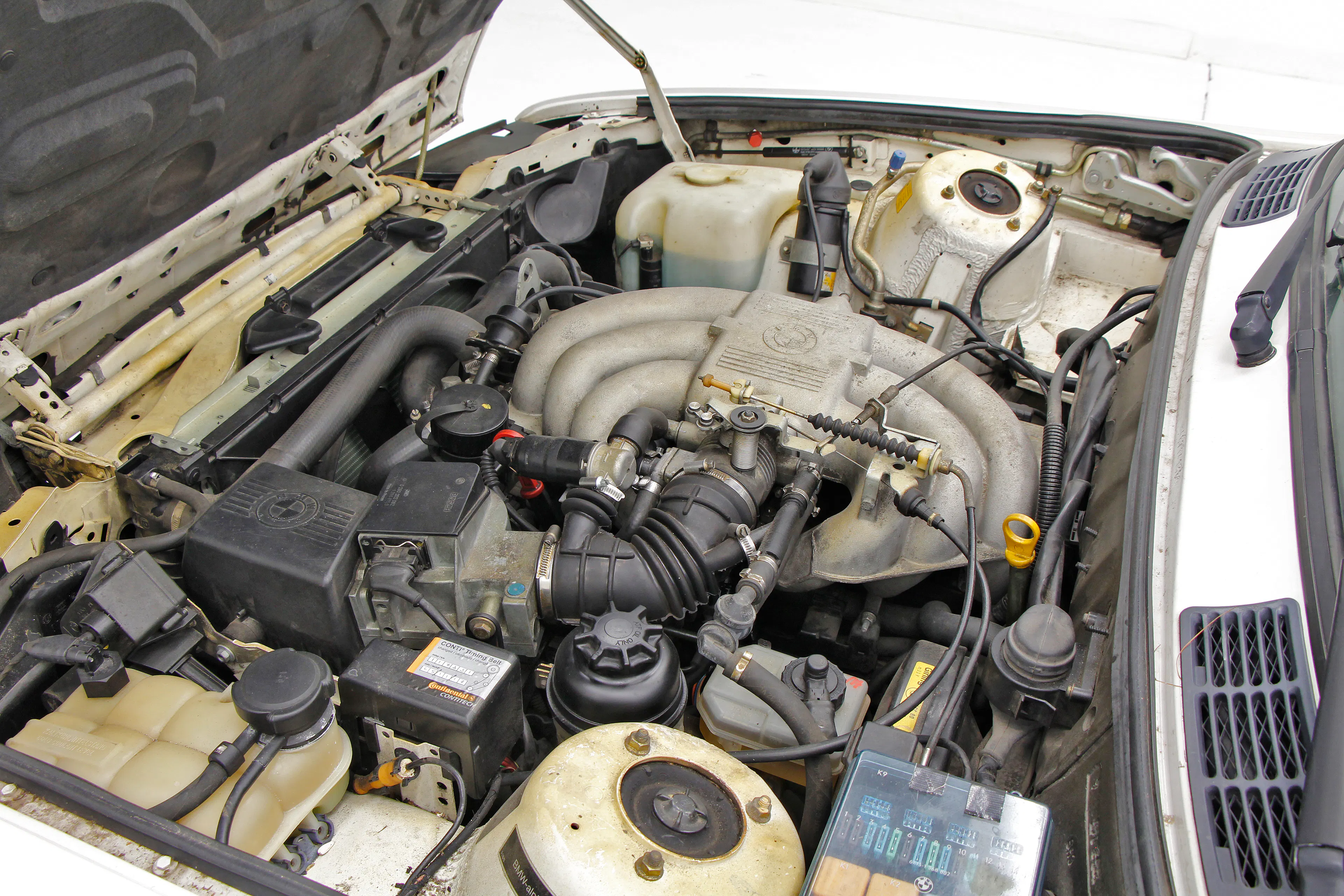 1990 BMW 325is coupe courtesy Classic Auto Mall